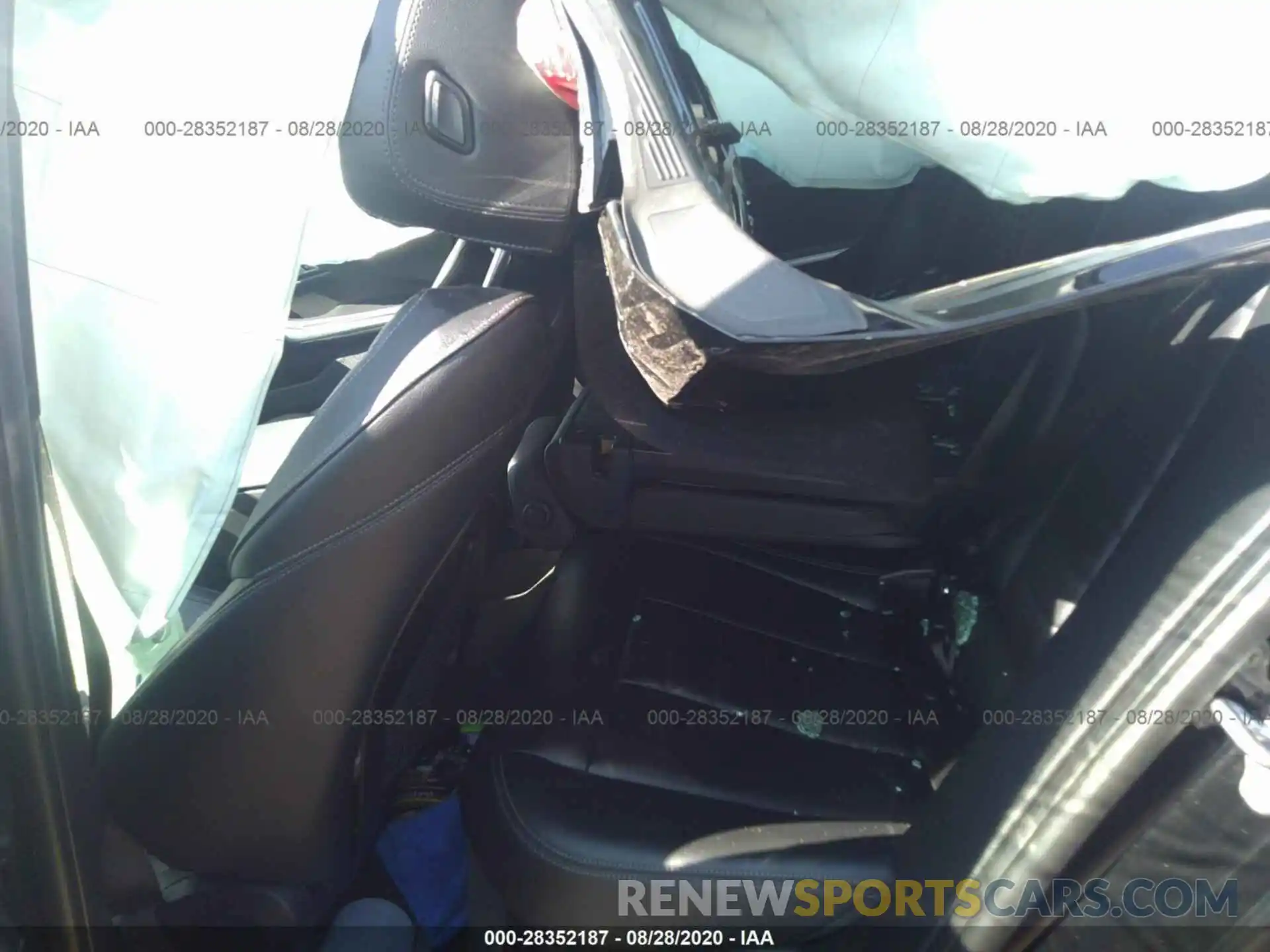 8 Фотография поврежденного автомобиля WBA5R7C55KAJ81912 BMW 3 SERIES 2019