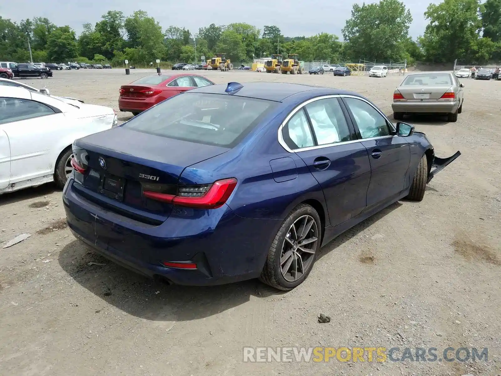 4 Photograph of a damaged car WBA5R7C55KAJ83790 BMW 3 SERIES 2019