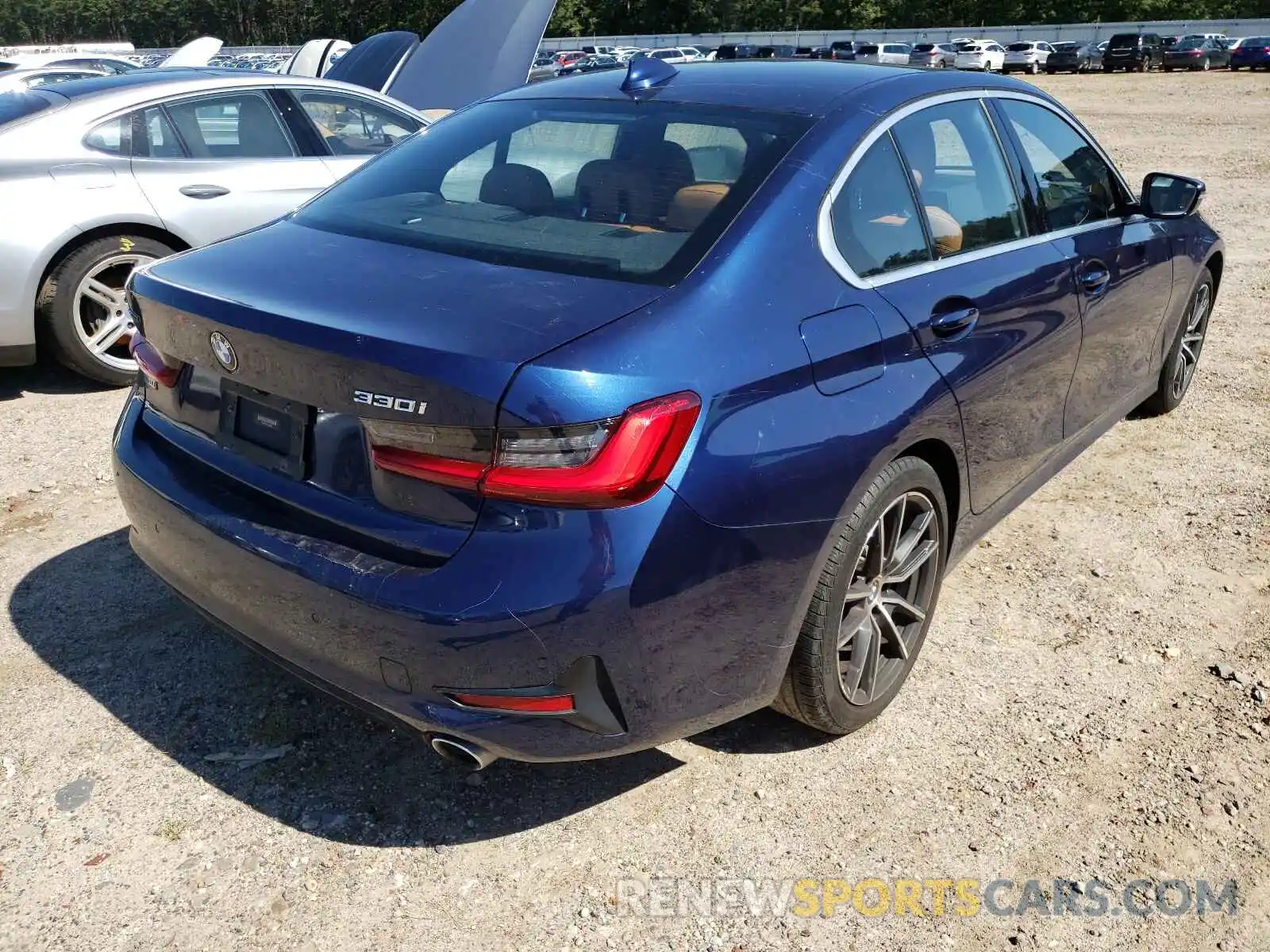 4 Photograph of a damaged car WBA5R7C55KAJ84969 BMW 3 SERIES 2019