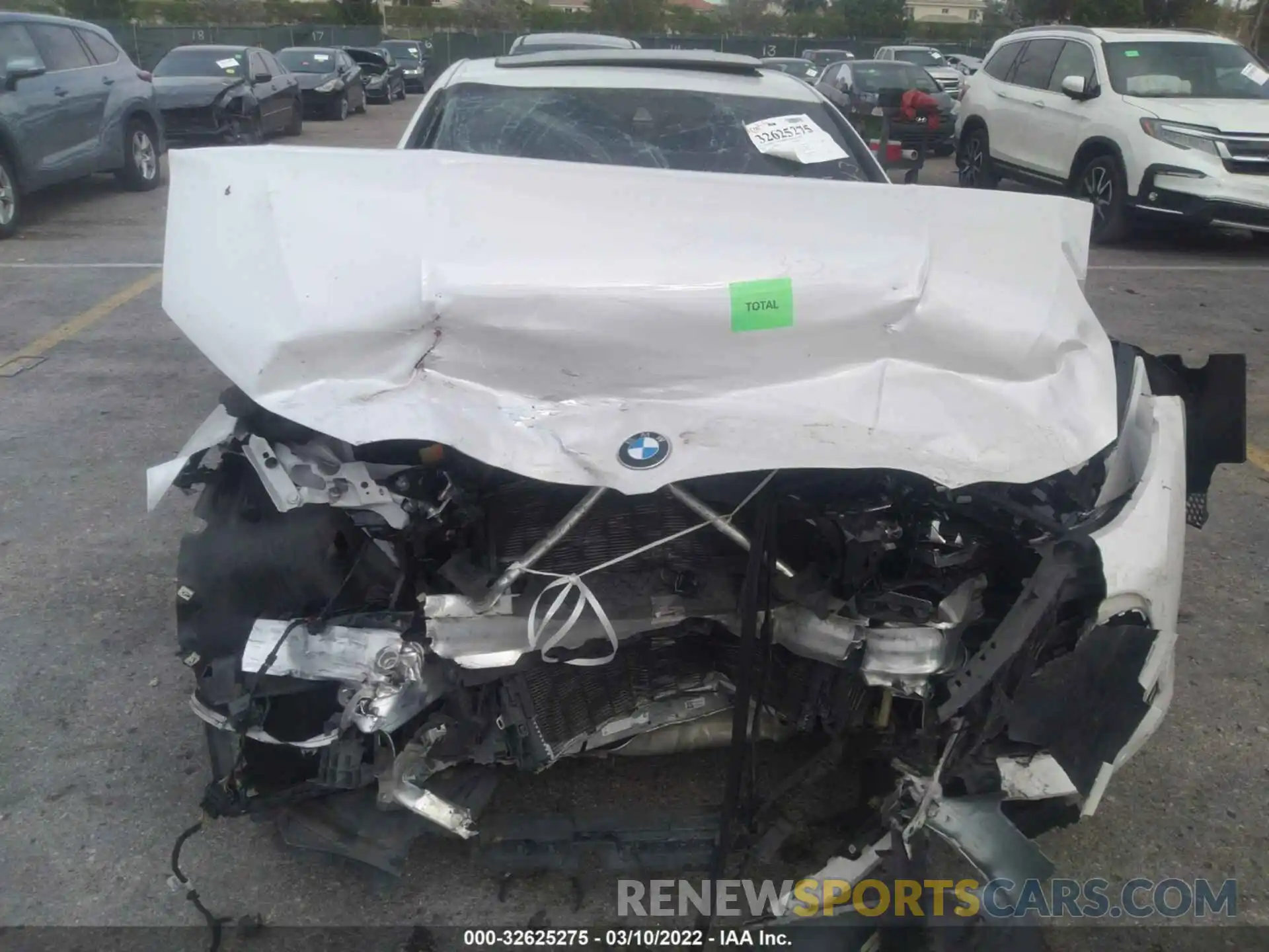 6 Photograph of a damaged car WBA5R7C55KAJ85443 BMW 3 SERIES 2019