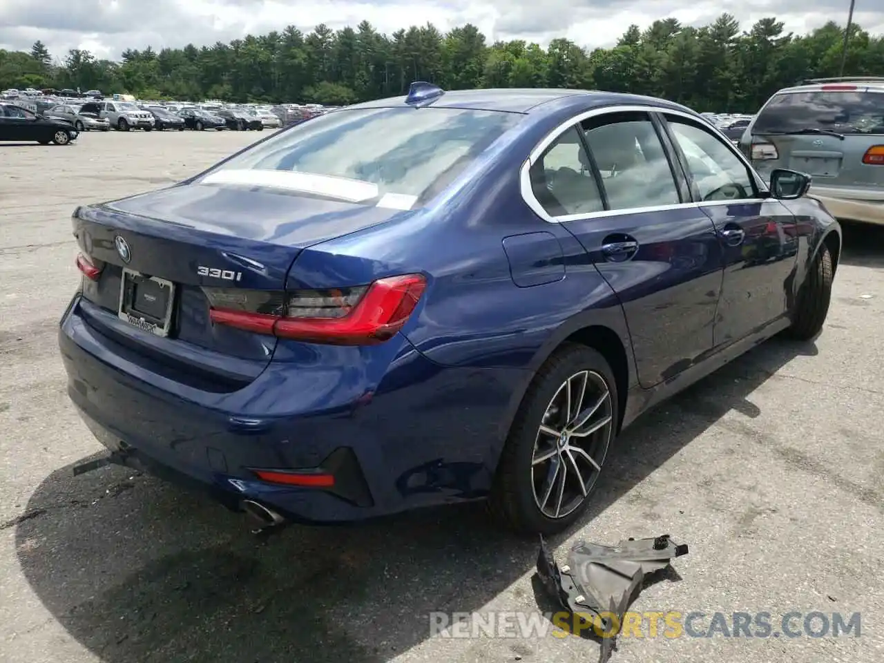 4 Photograph of a damaged car WBA5R7C55KAJ85488 BMW 3 SERIES 2019