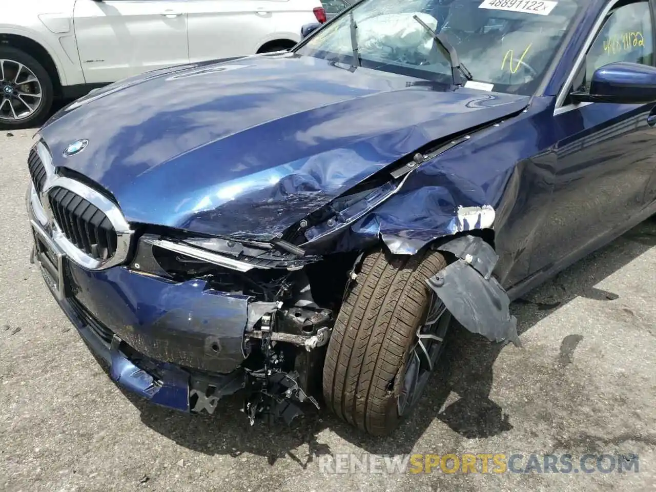 9 Photograph of a damaged car WBA5R7C55KAJ85488 BMW 3 SERIES 2019