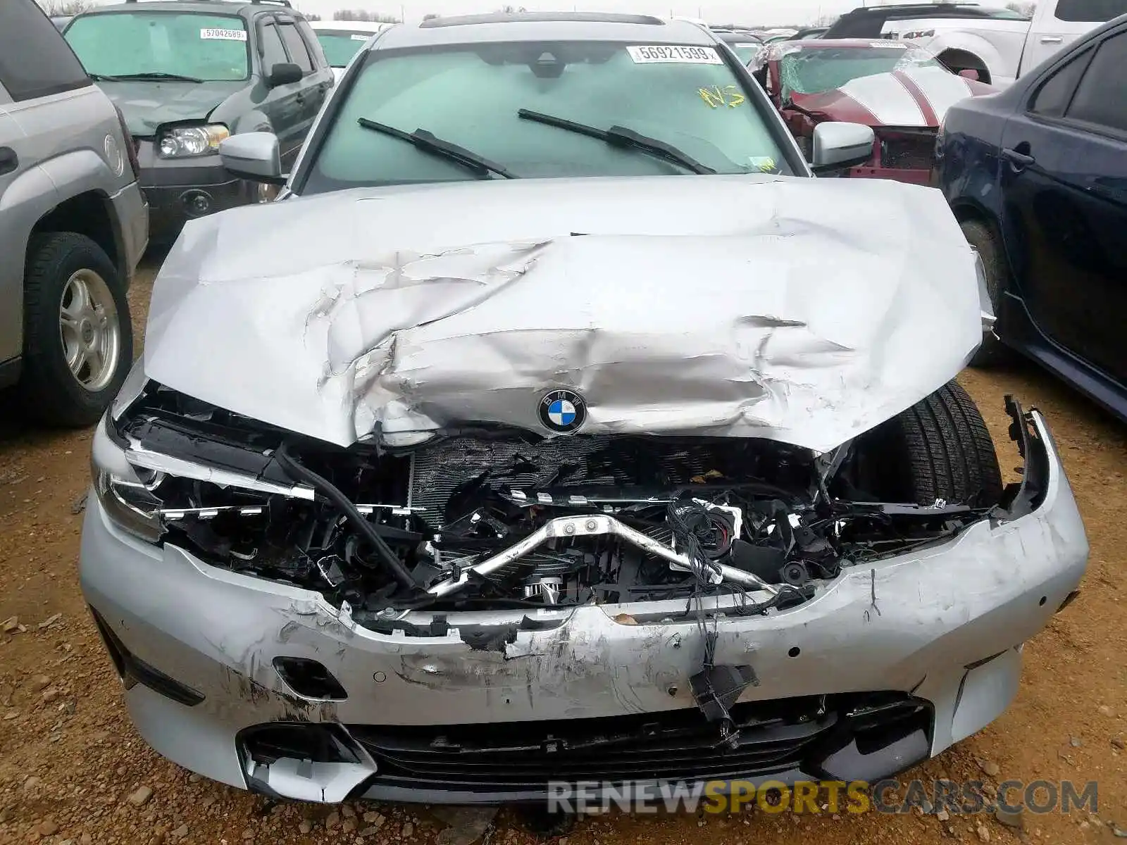 9 Photograph of a damaged car WBA5R7C56KAJ84043 BMW 3 SERIES 2019