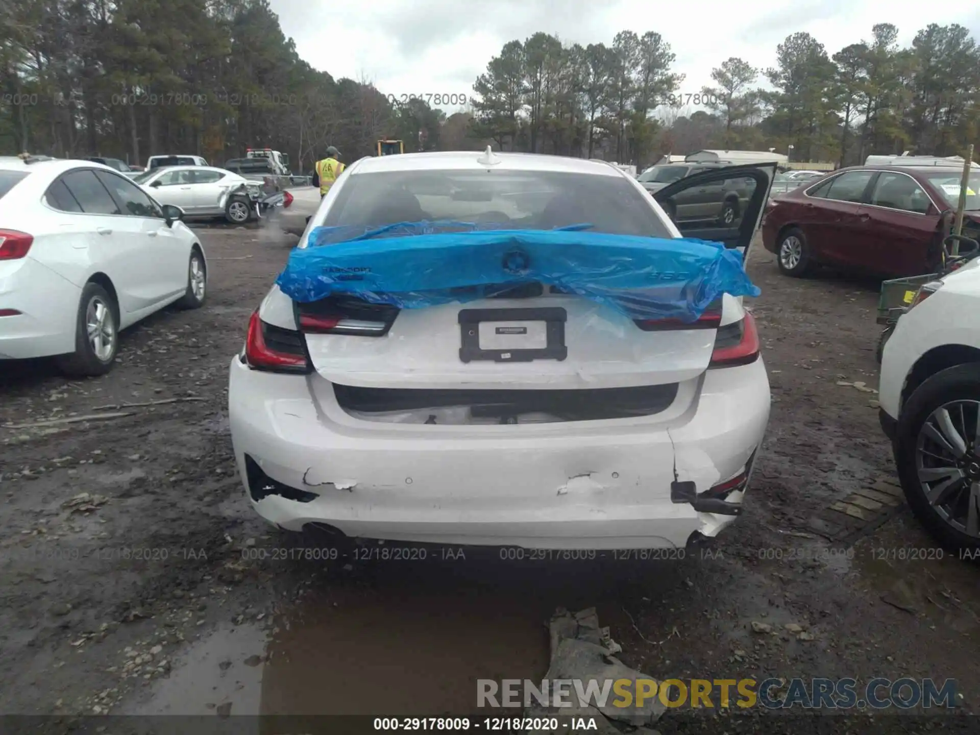 6 Photograph of a damaged car WBA5R7C56KFH23377 BMW 3 SERIES 2019