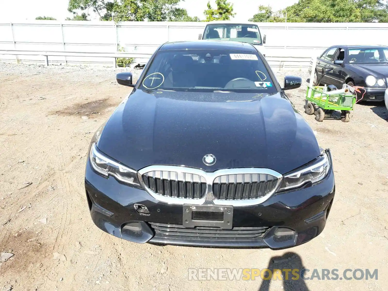 9 Photograph of a damaged car WBA5R7C57KAJ79577 BMW 3 SERIES 2019