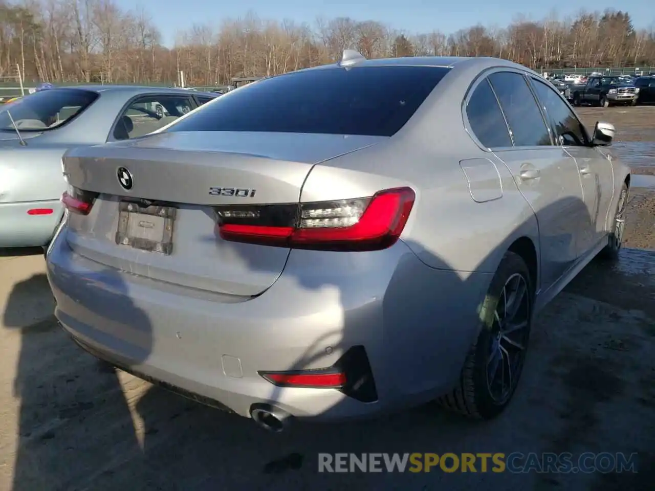 4 Photograph of a damaged car WBA5R7C57KAJ82396 BMW 3 SERIES 2019