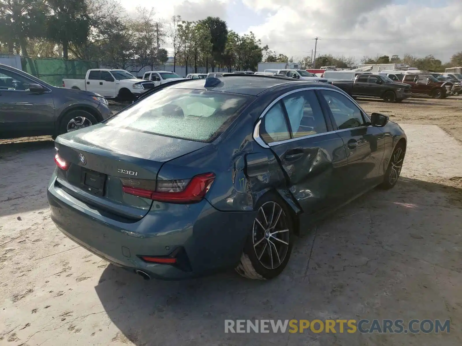 4 Фотография поврежденного автомобиля WBA5R7C57KAJ84410 BMW 3 SERIES 2019
