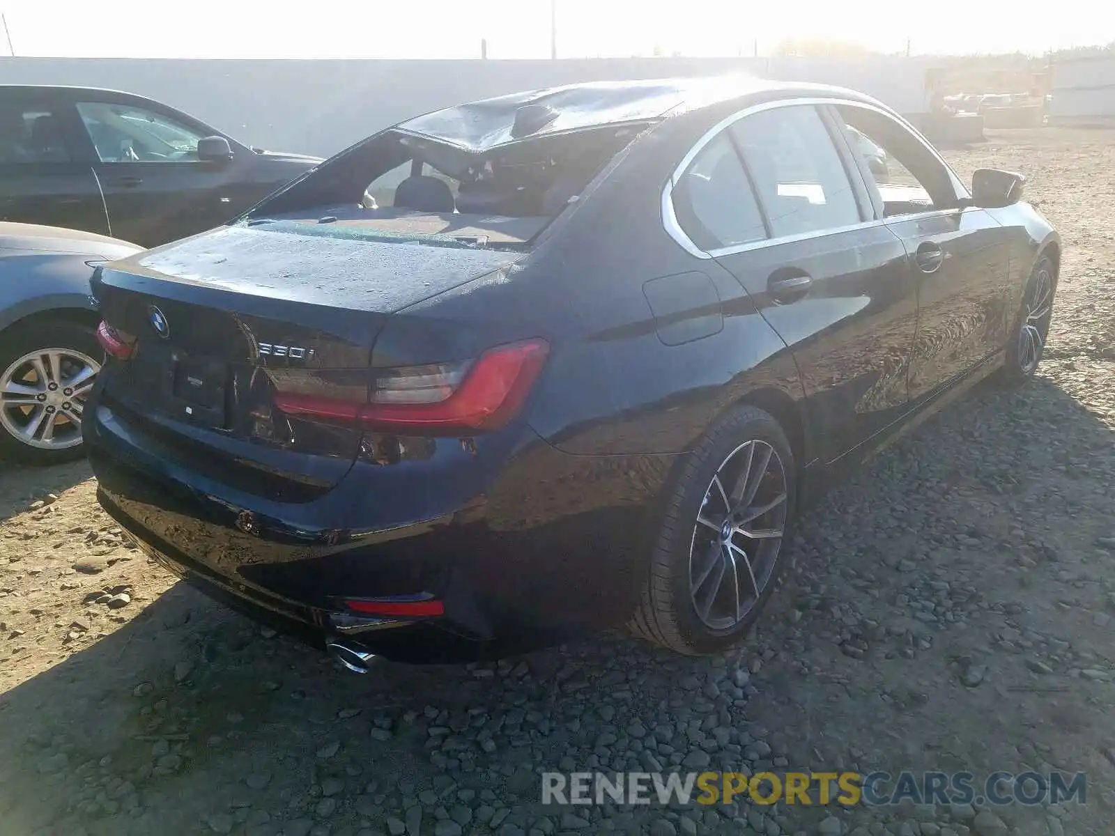 4 Photograph of a damaged car WBA5R7C57KFH20472 BMW 3 SERIES 2019