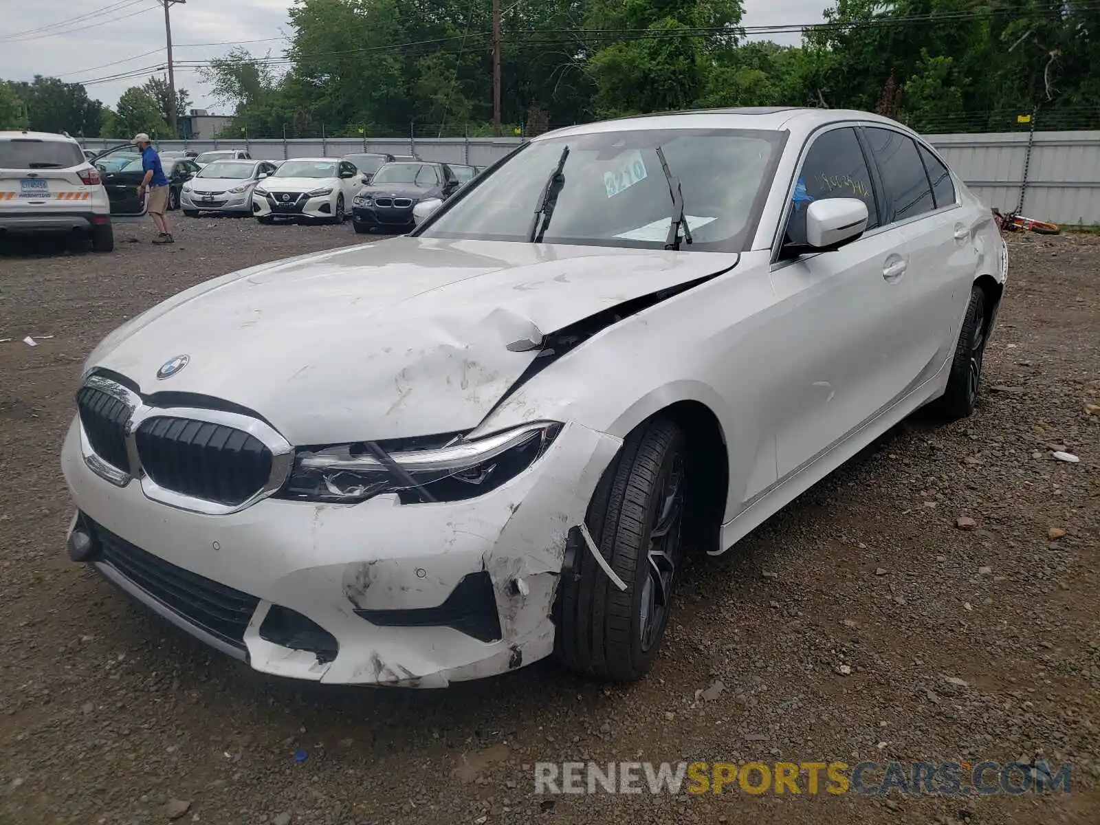 2 Фотография поврежденного автомобиля WBA5R7C57KFH23890 BMW 3 SERIES 2019