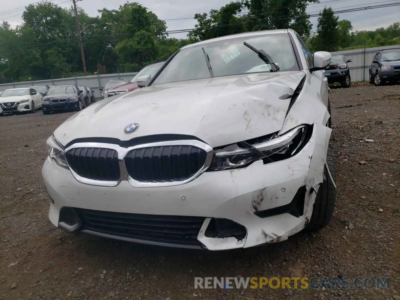 9 Photograph of a damaged car WBA5R7C57KFH23890 BMW 3 SERIES 2019