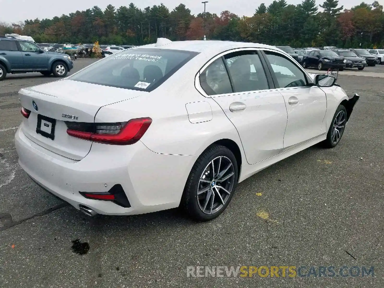 4 Photograph of a damaged car WBA5R7C57KFH32721 BMW 3 SERIES 2019