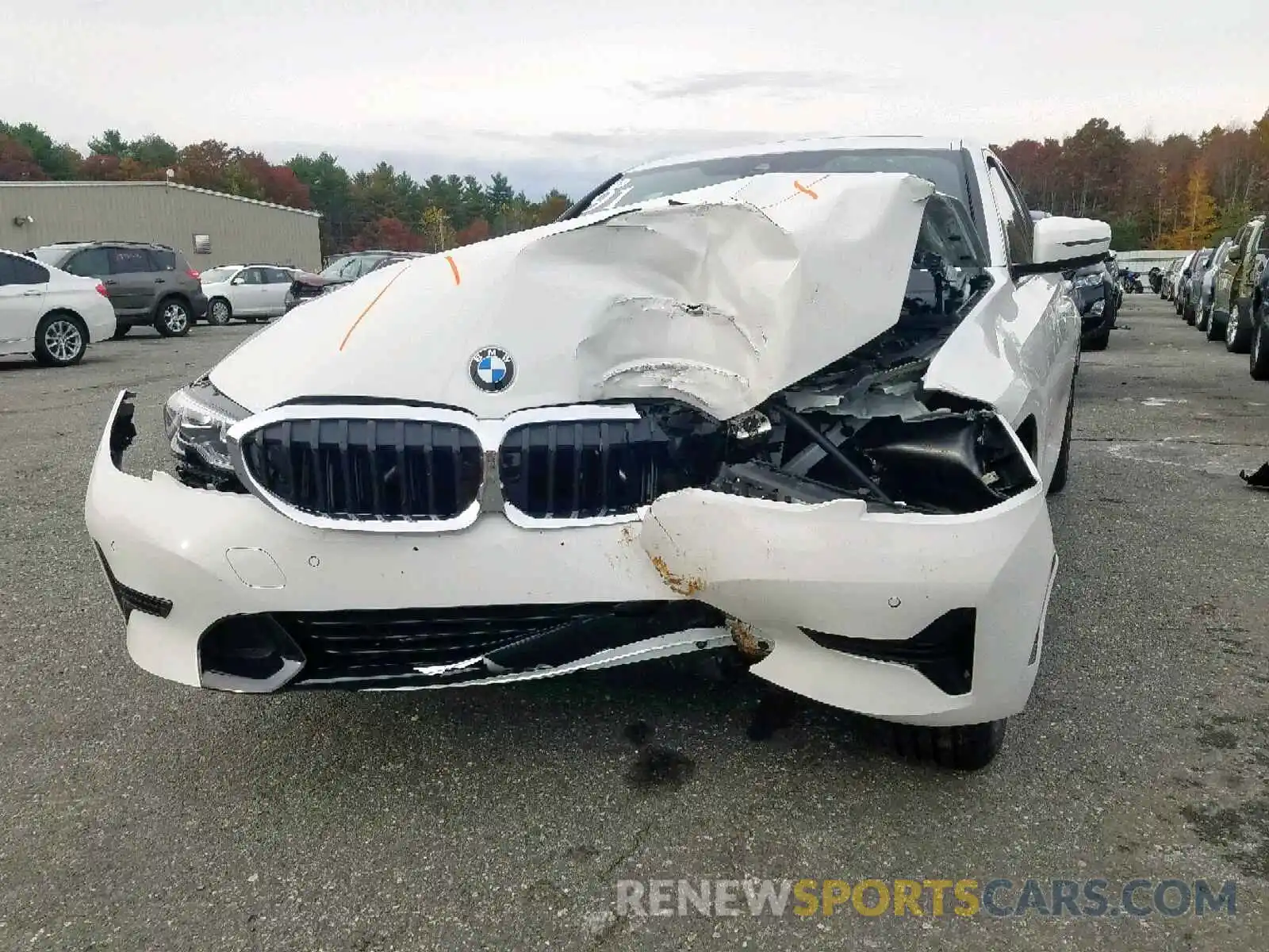 9 Photograph of a damaged car WBA5R7C57KFH32721 BMW 3 SERIES 2019