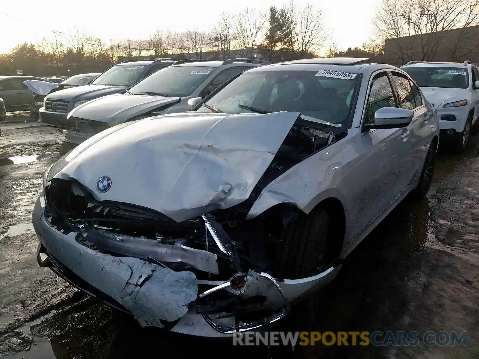 2 Photograph of a damaged car WBA5R7C58KAJ79782 BMW 3 SERIES 2019