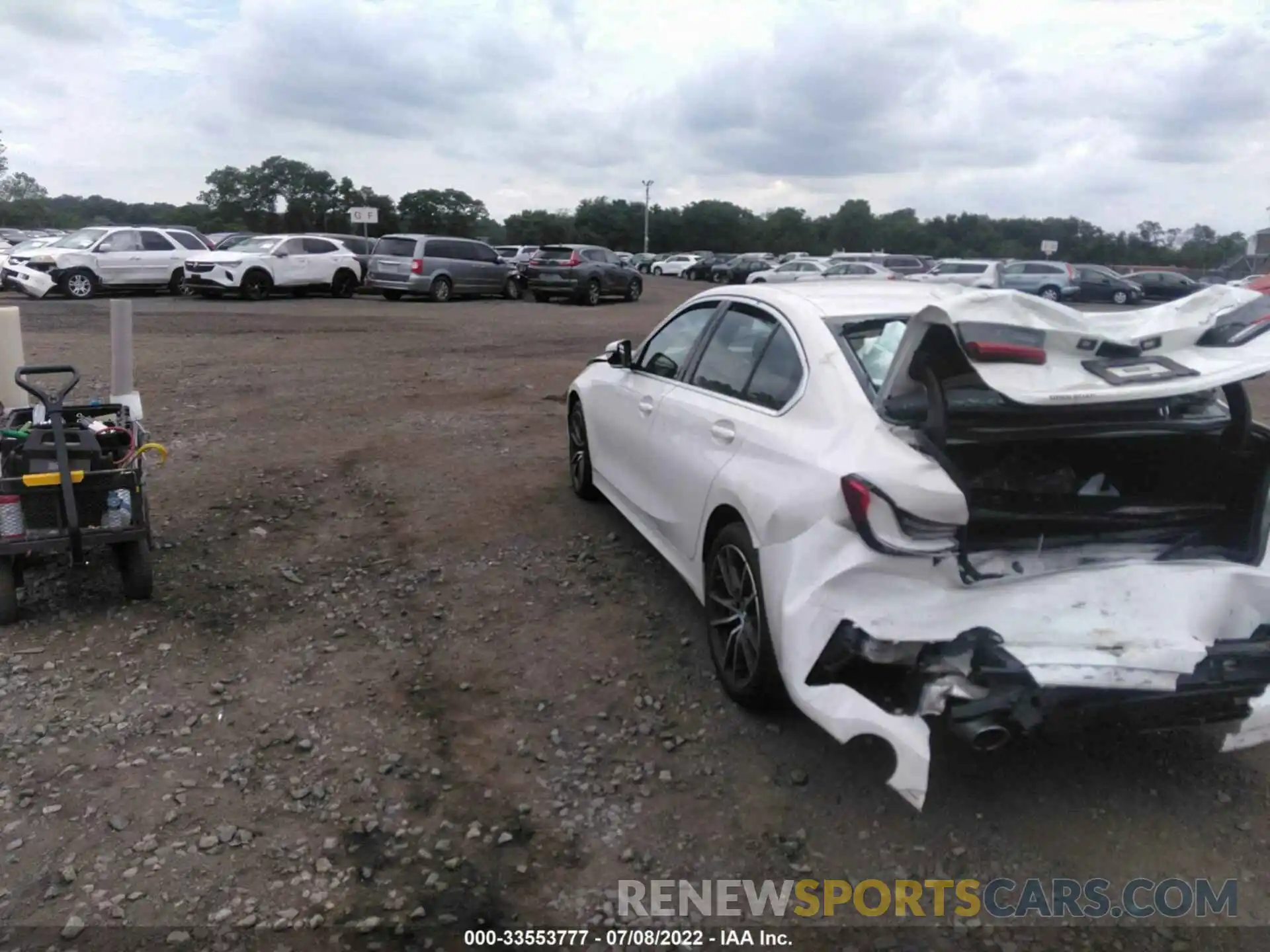 3 Photograph of a damaged car WBA5R7C58KAJ80933 BMW 3 SERIES 2019