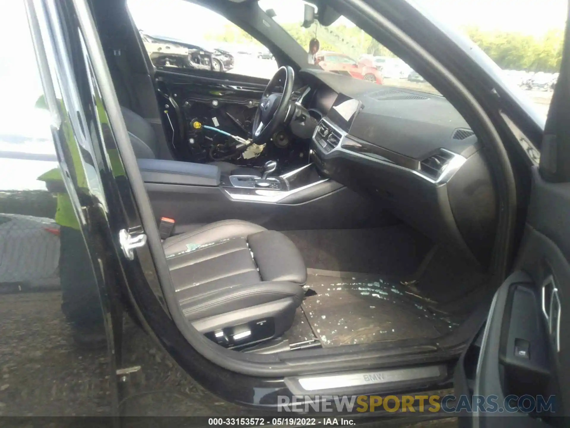 5 Photograph of a damaged car WBA5R7C58KAJ86098 BMW 3 SERIES 2019