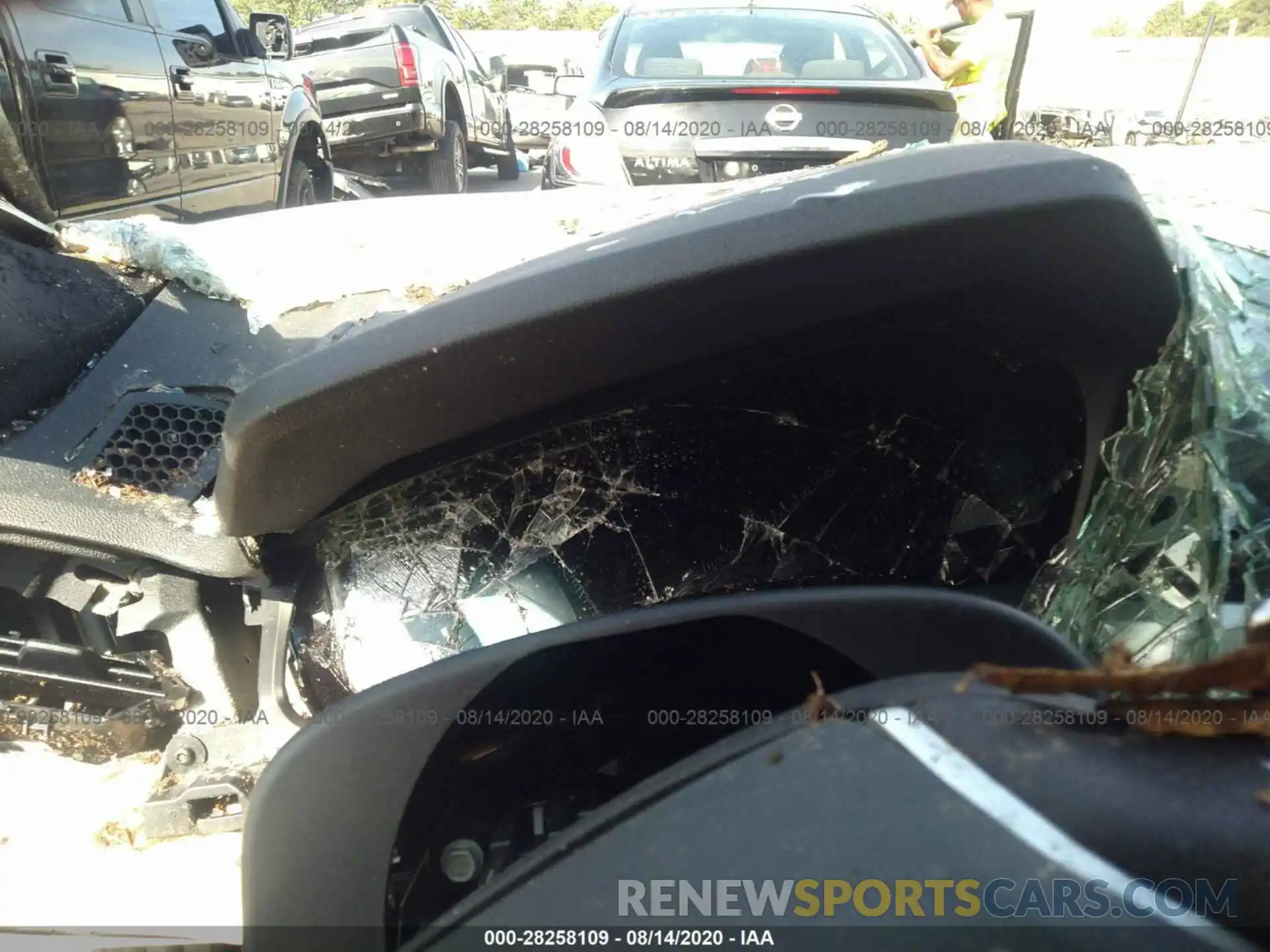 7 Photograph of a damaged car WBA5R7C58KAJ86358 BMW 3 SERIES 2019