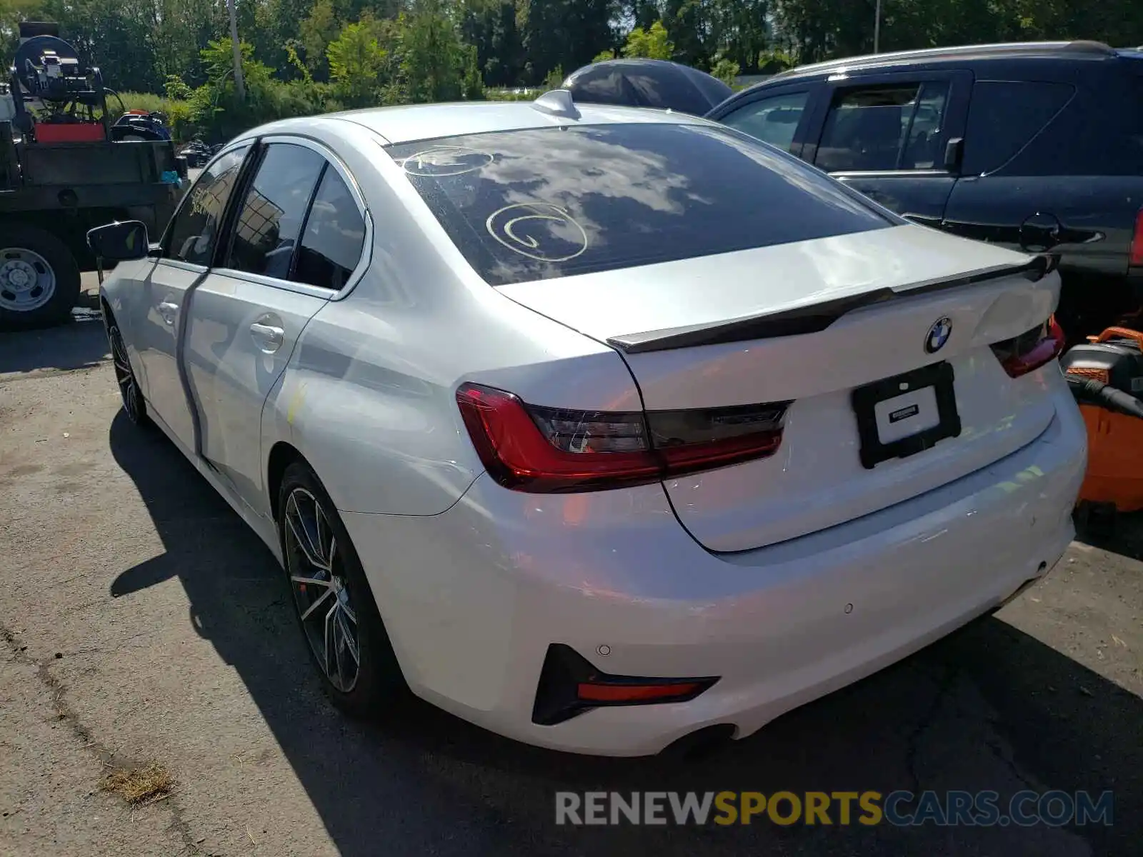 3 Photograph of a damaged car WBA5R7C59KAJ81038 BMW 3 SERIES 2019