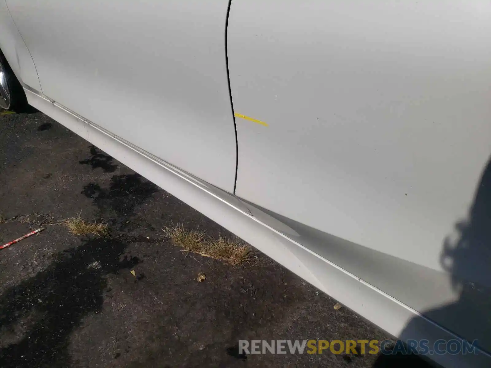 9 Photograph of a damaged car WBA5R7C59KAJ81038 BMW 3 SERIES 2019