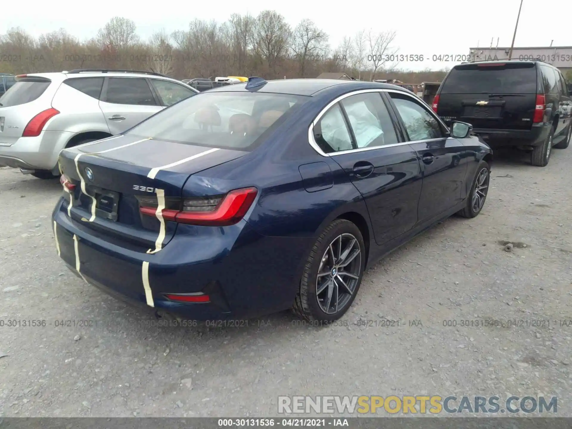 4 Photograph of a damaged car WBA5R7C5XKAJ83767 BMW 3 SERIES 2019