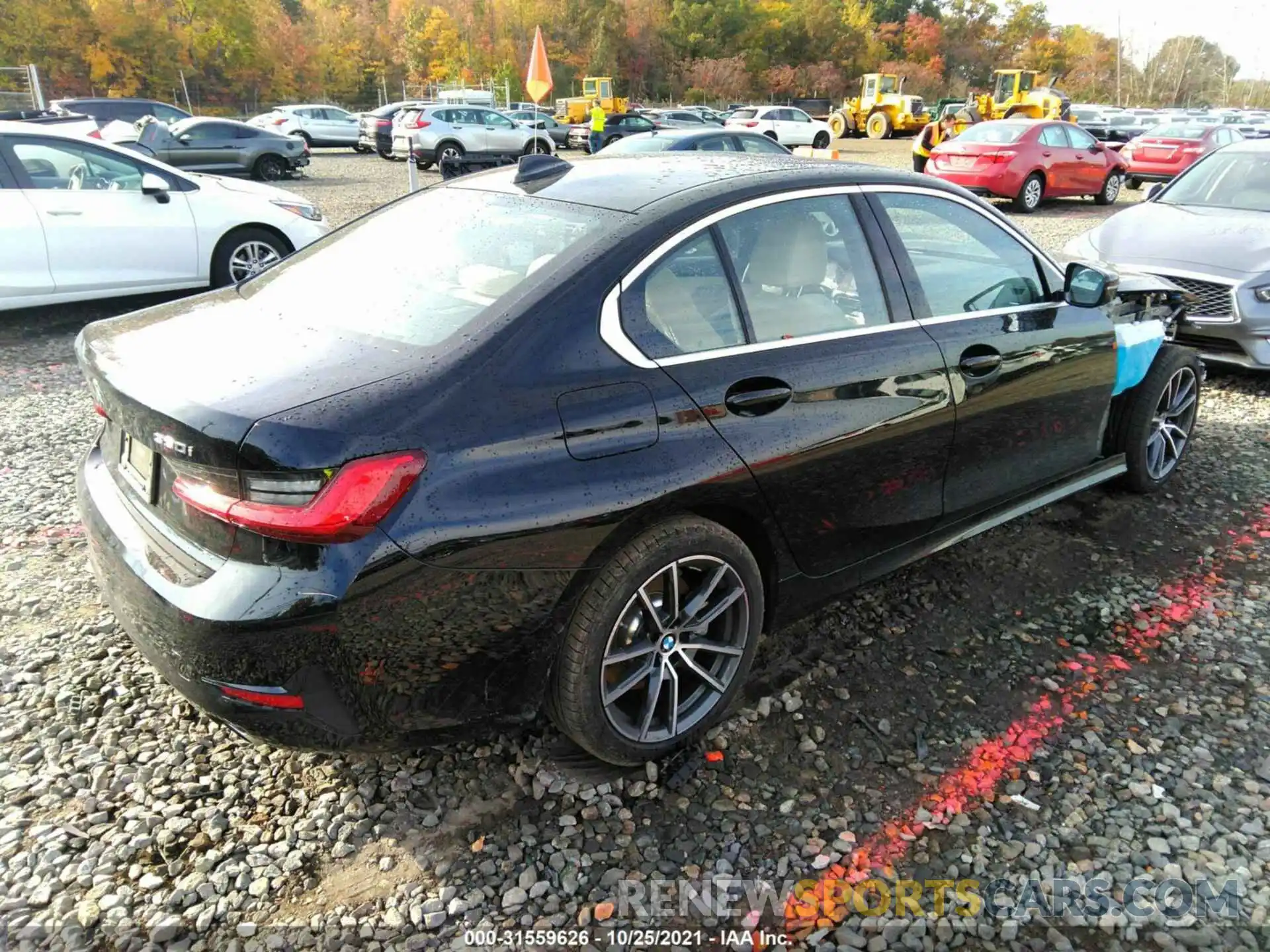 4 Photograph of a damaged car WBA5R7C5XKAJ85146 BMW 3 SERIES 2019