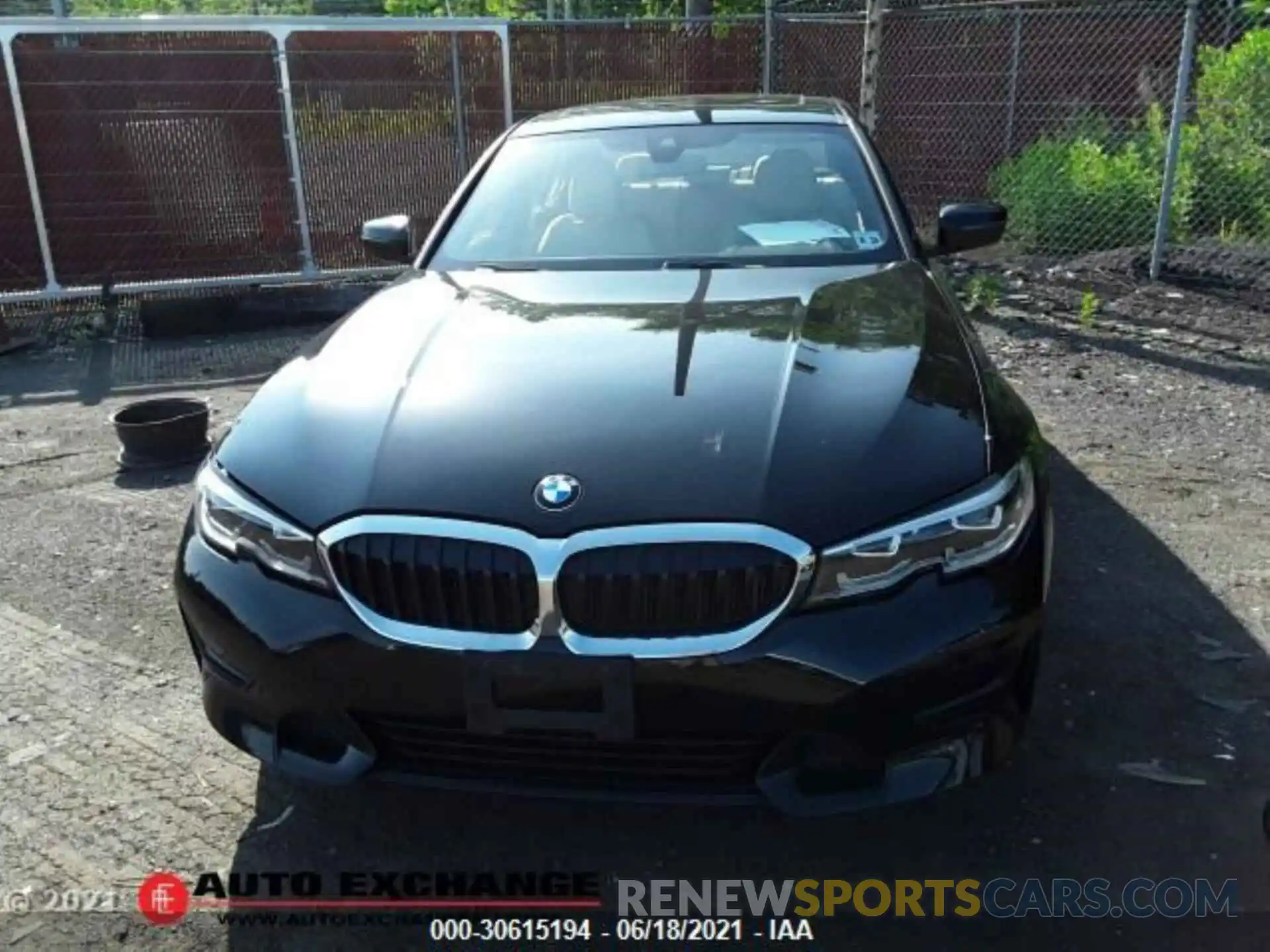 2 Фотография поврежденного автомобиля WBA5R7C5XKFH15492 BMW 3 SERIES 2019