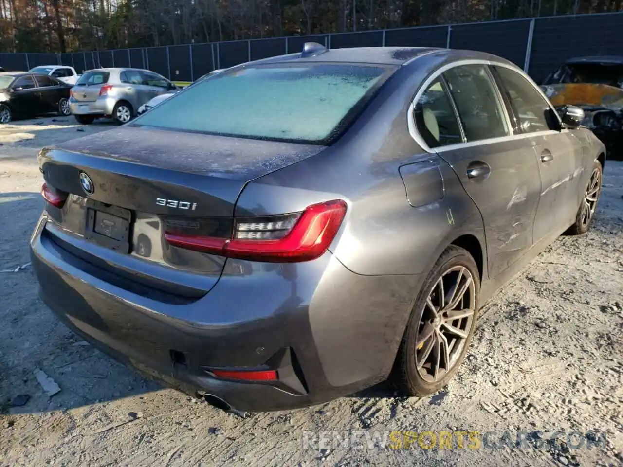 4 Photograph of a damaged car WBA5R7C5XKFH20403 BMW 3 SERIES 2019