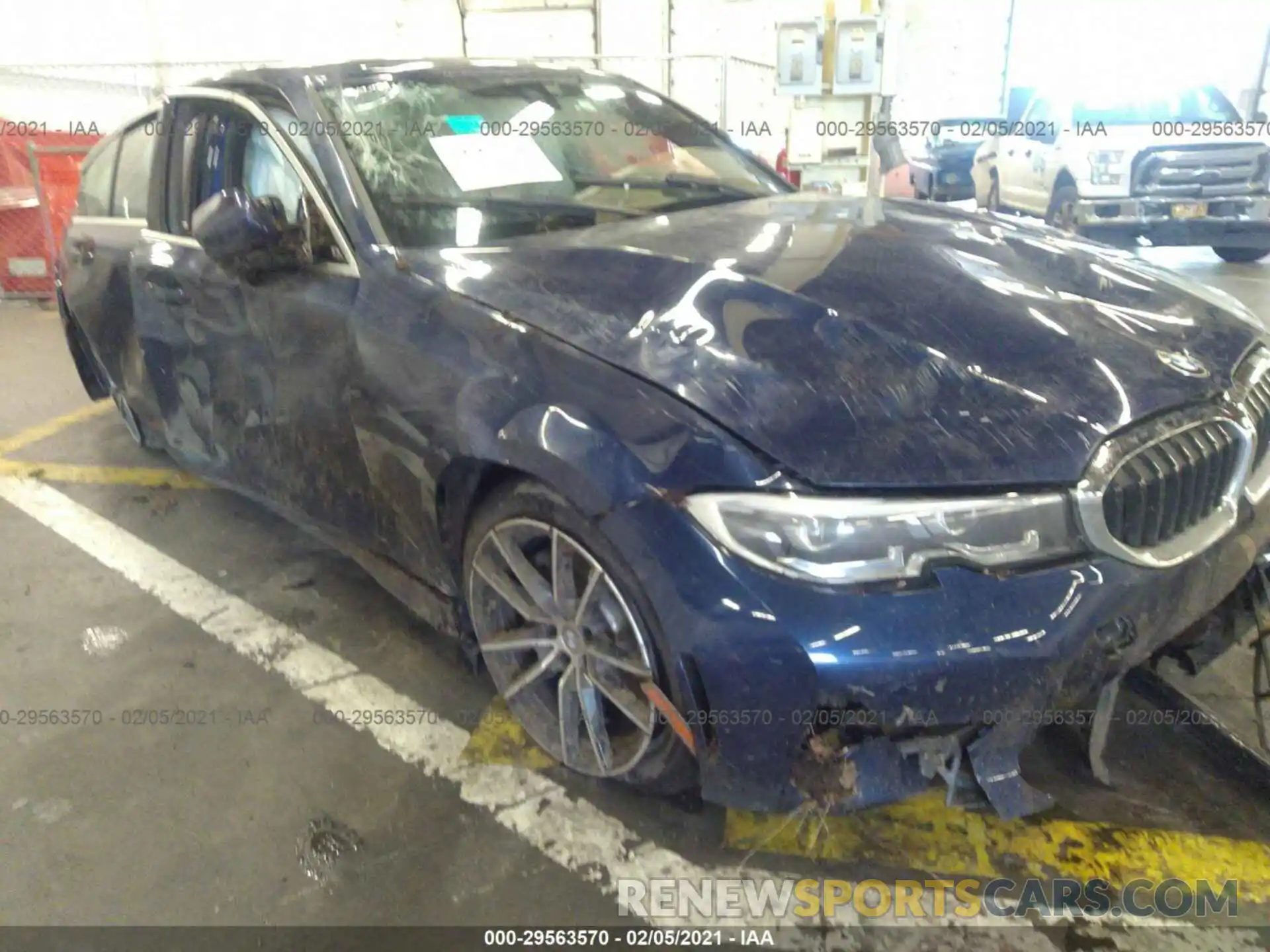 1 Photograph of a damaged car WBA5R7C5XKFH32535 BMW 3 SERIES 2019