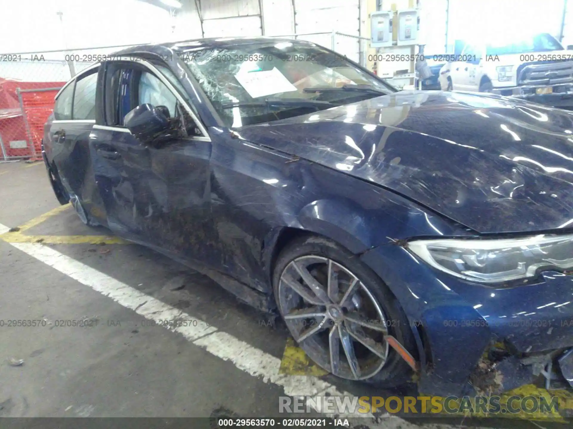 6 Photograph of a damaged car WBA5R7C5XKFH32535 BMW 3 SERIES 2019