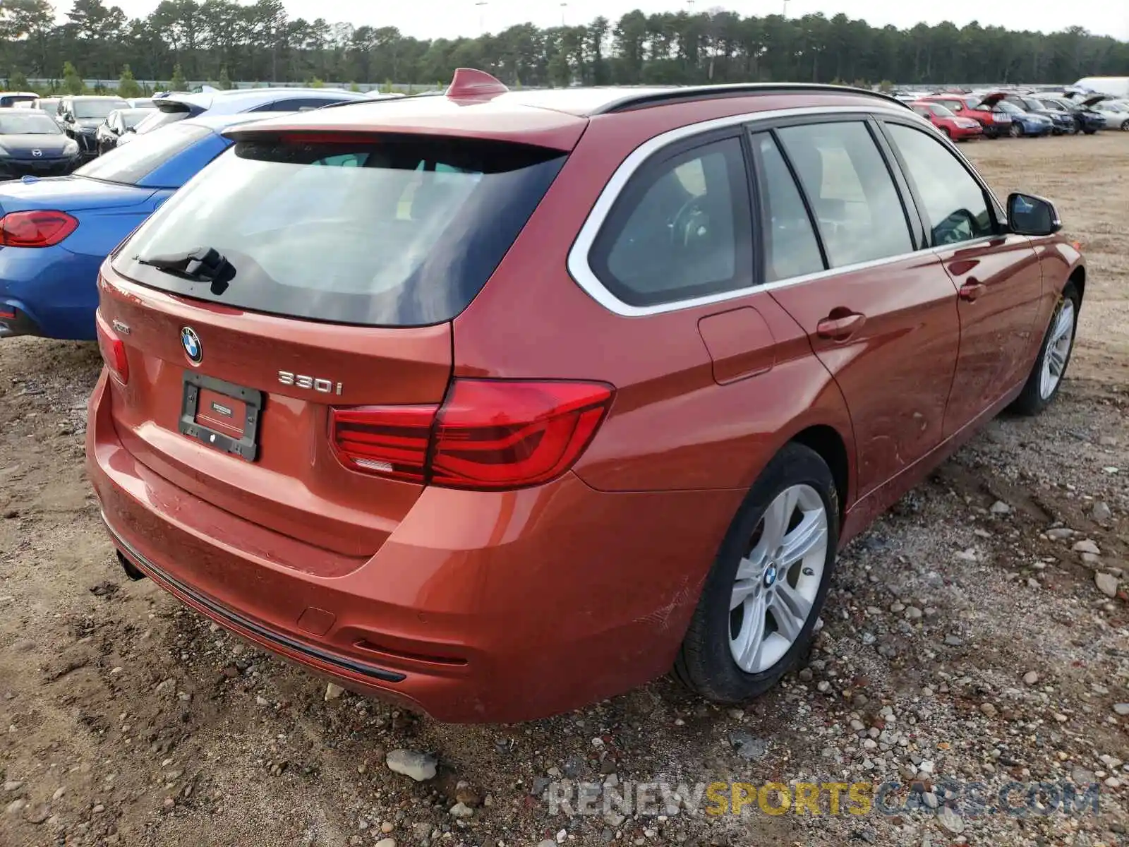 4 Photograph of a damaged car WBA8K3C52KA484317 BMW 3 SERIES 2019