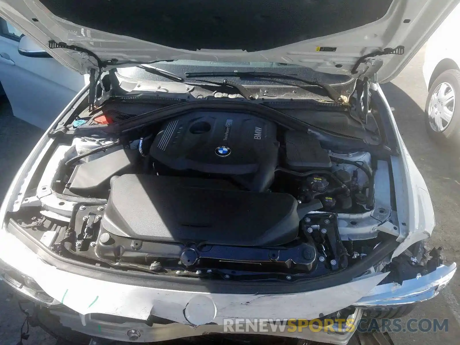 7 Photograph of a damaged car WBA8K3C53KA484049 BMW 3 SERIES 2019