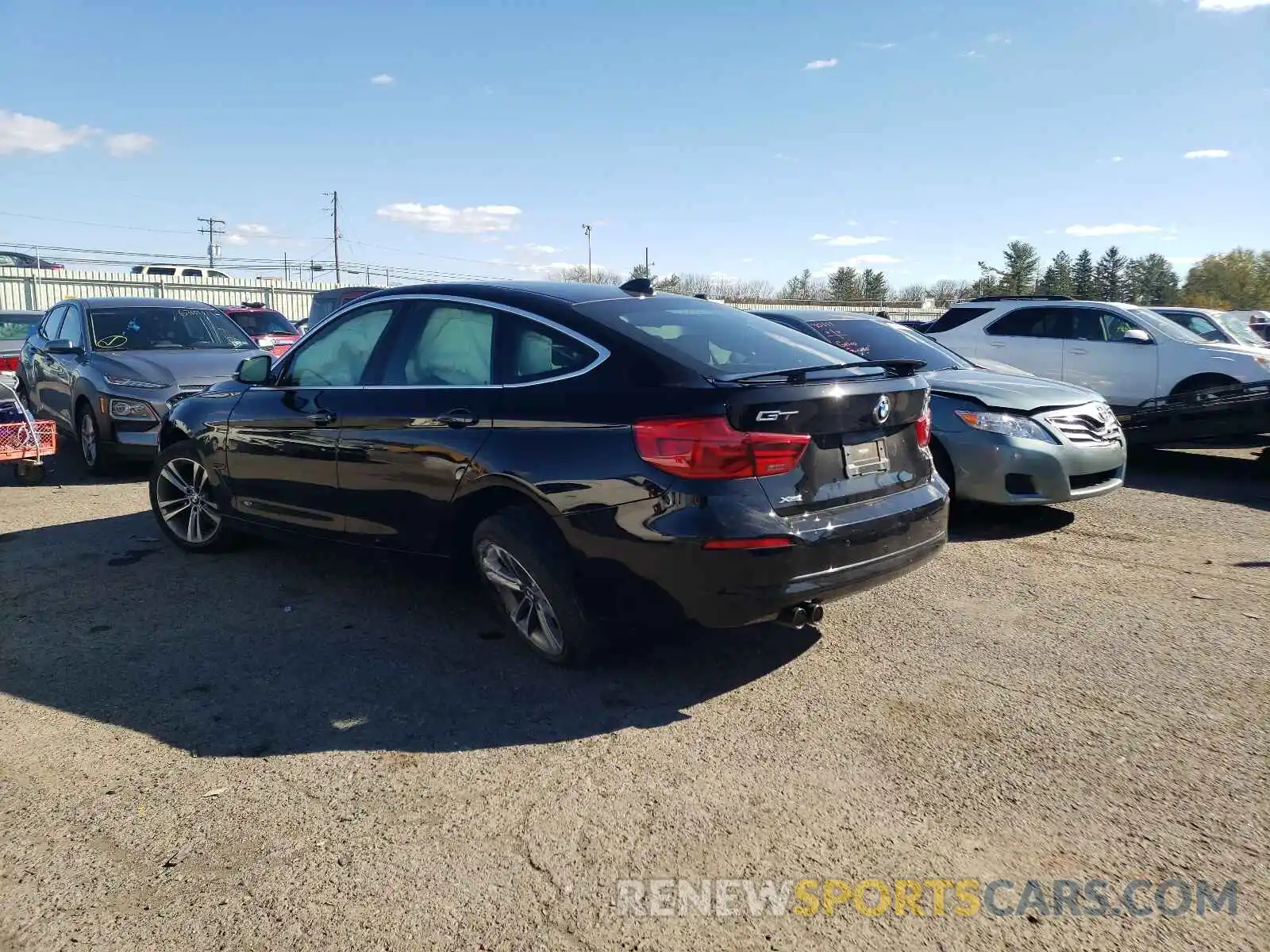 3 Photograph of a damaged car WBA8Z9C53KB220743 BMW 3 SERIES 2019