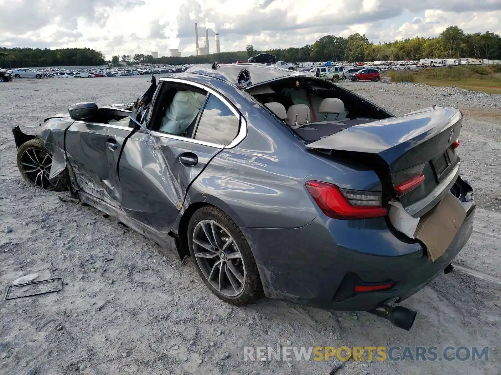 3 Photograph of a damaged car 3MW5R1J00L8B07265 BMW 3 SERIES 2020