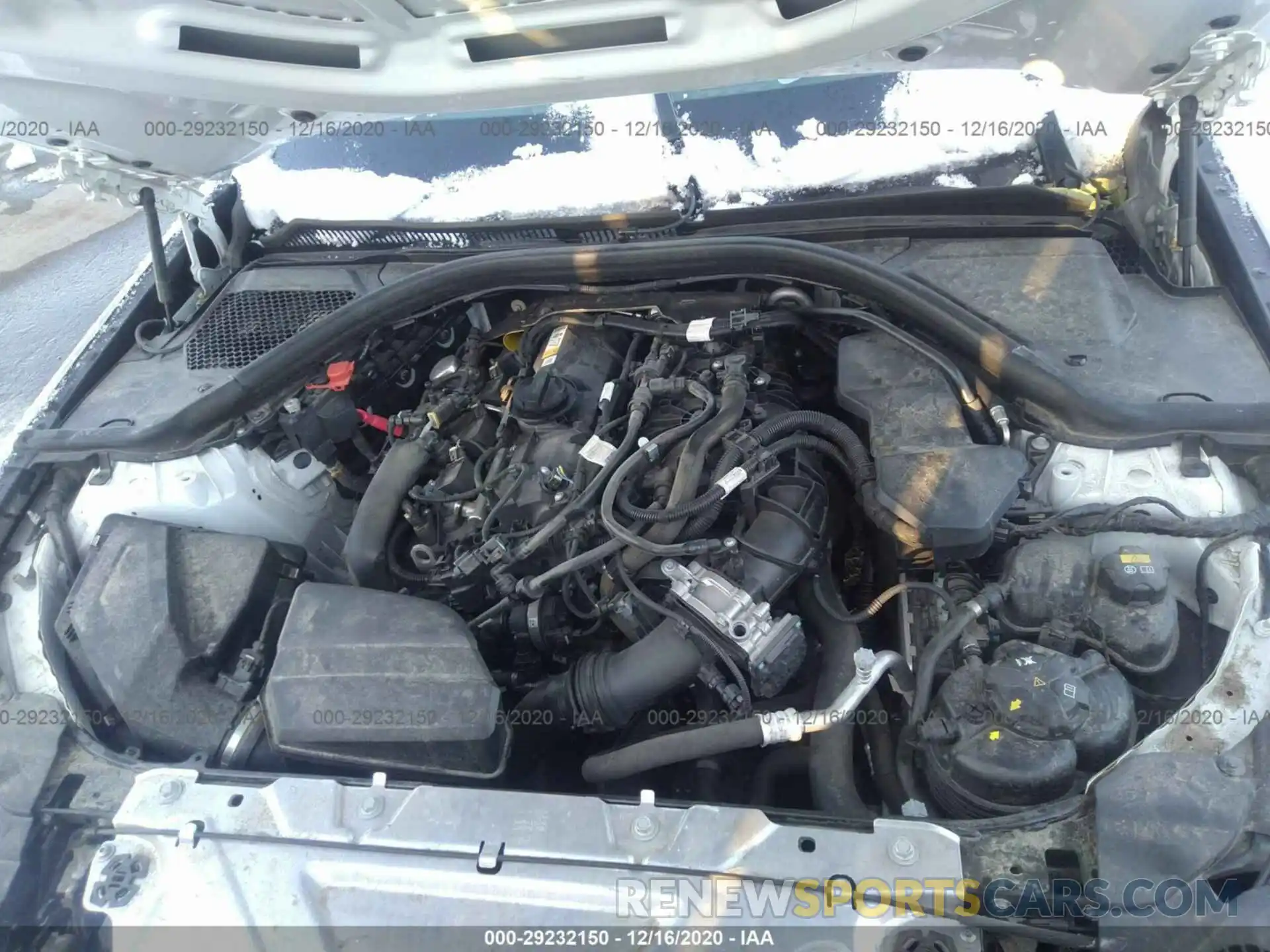 10 Фотография поврежденного автомобиля 3MW5R1J00L8B07606 BMW 3 SERIES 2020