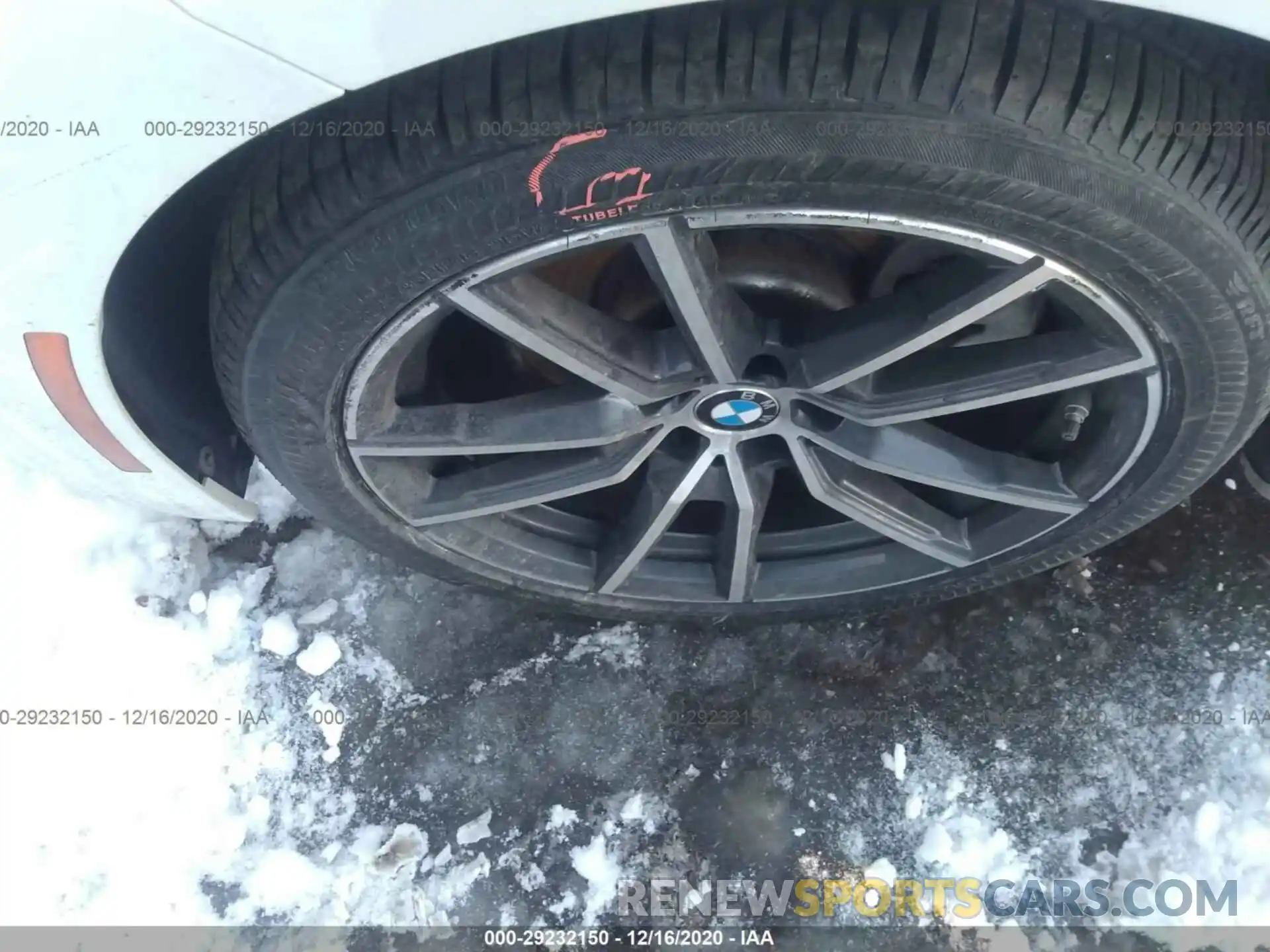 11 Photograph of a damaged car 3MW5R1J00L8B07606 BMW 3 SERIES 2020