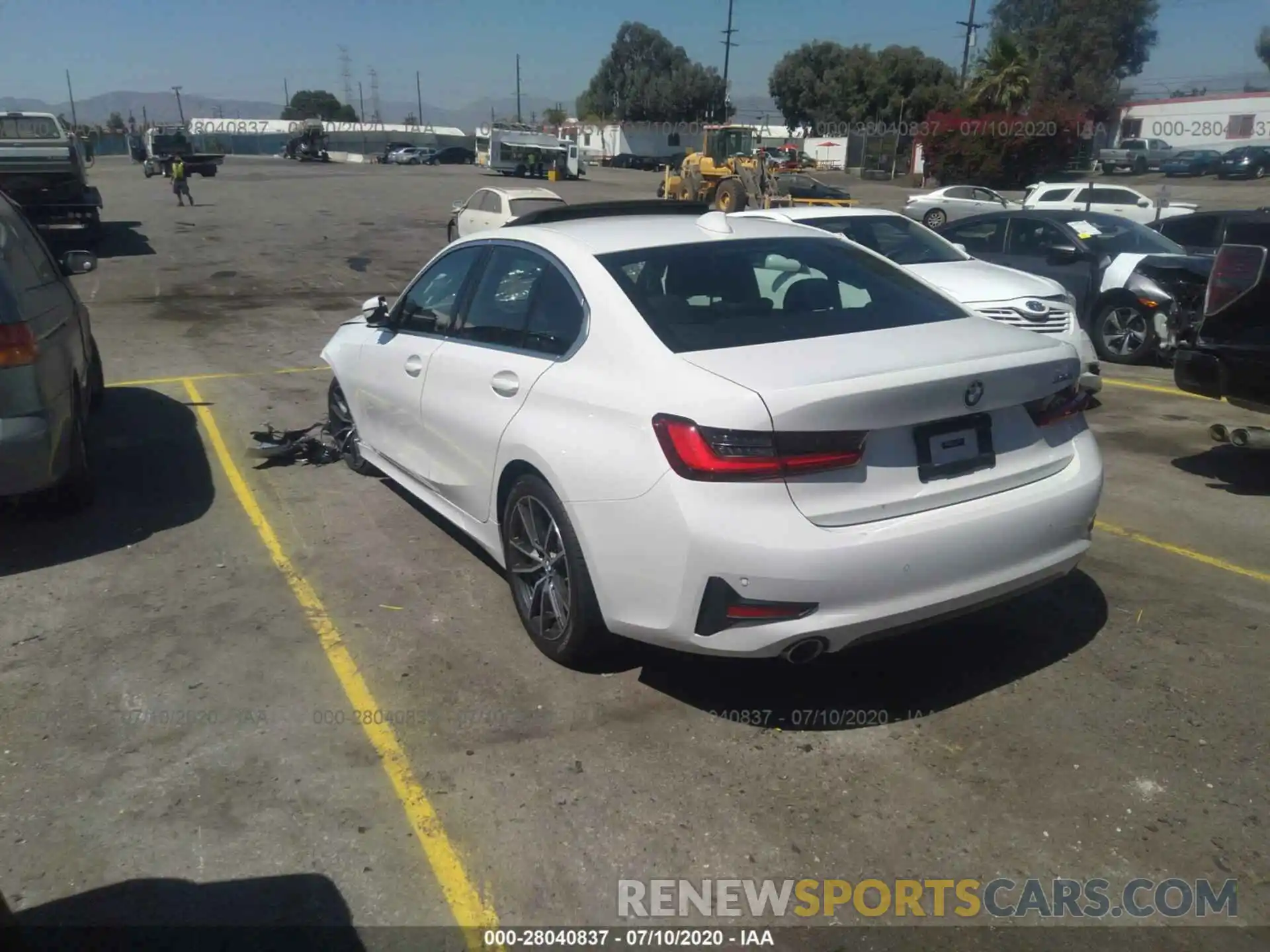 3 Photograph of a damaged car 3MW5R1J00L8B15267 BMW 3 SERIES 2020