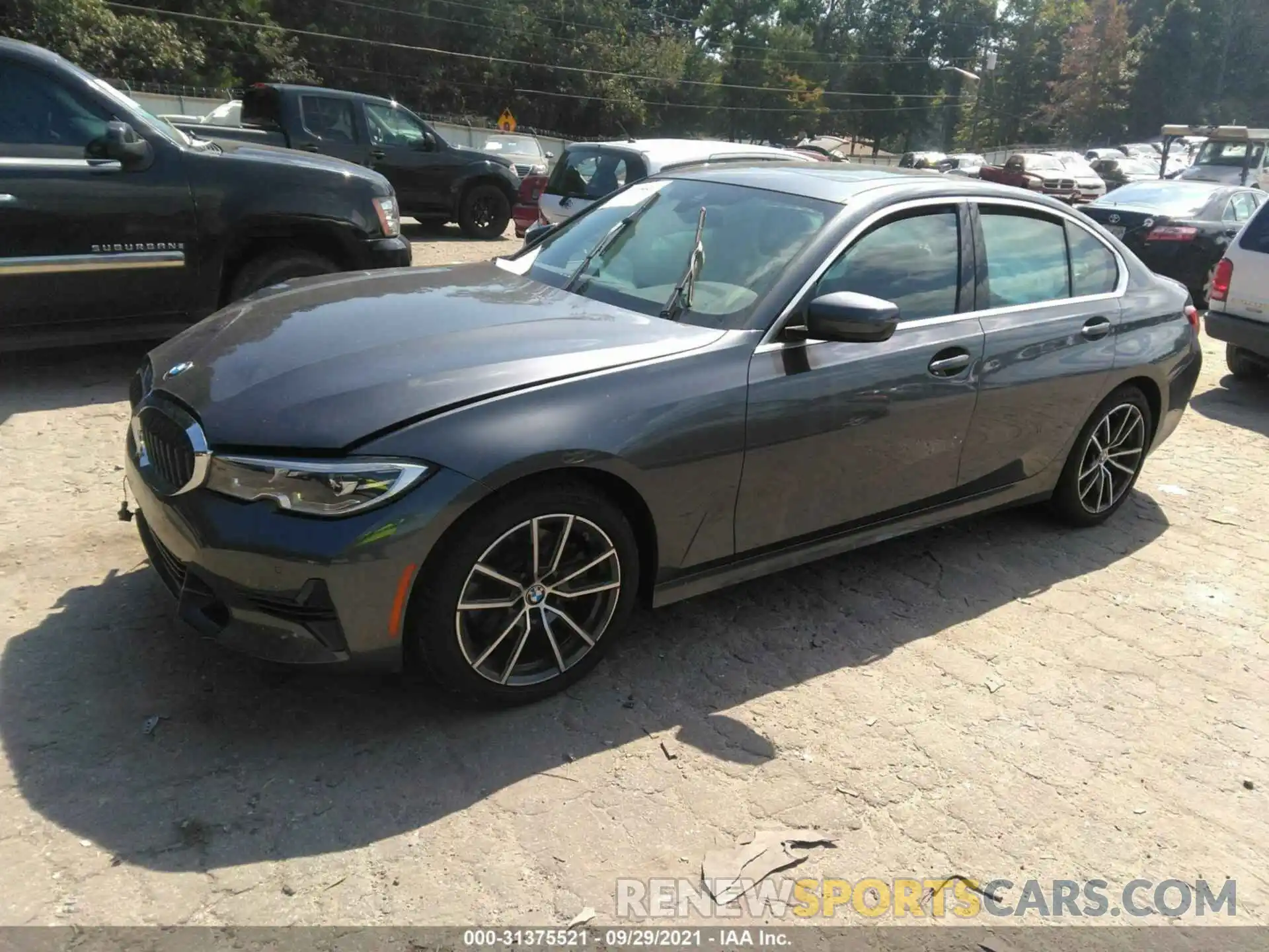 2 Photograph of a damaged car 3MW5R1J00L8B19612 BMW 3 SERIES 2020