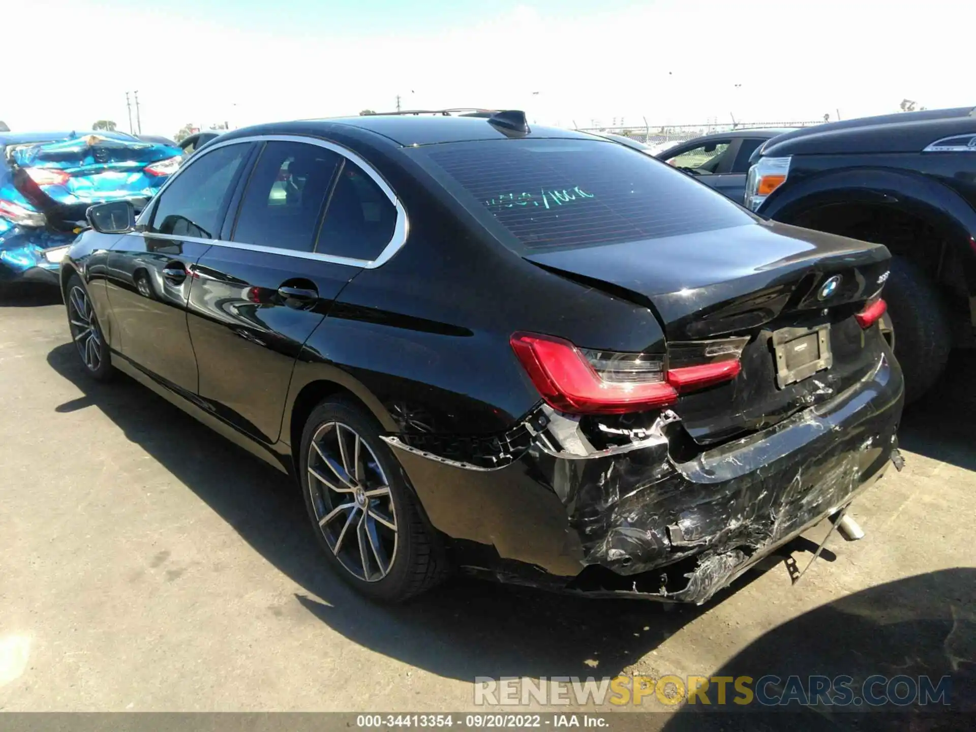 3 Photograph of a damaged car 3MW5R1J00L8B26236 BMW 3 SERIES 2020