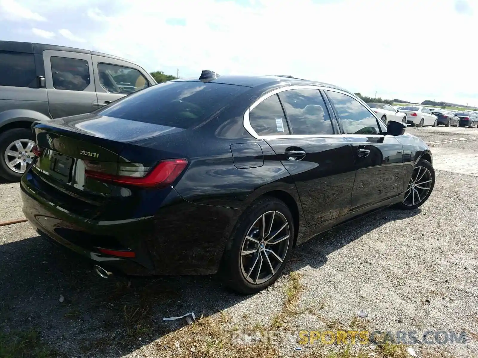 4 Photograph of a damaged car 3MW5R1J00L8B28407 BMW 3 SERIES 2020