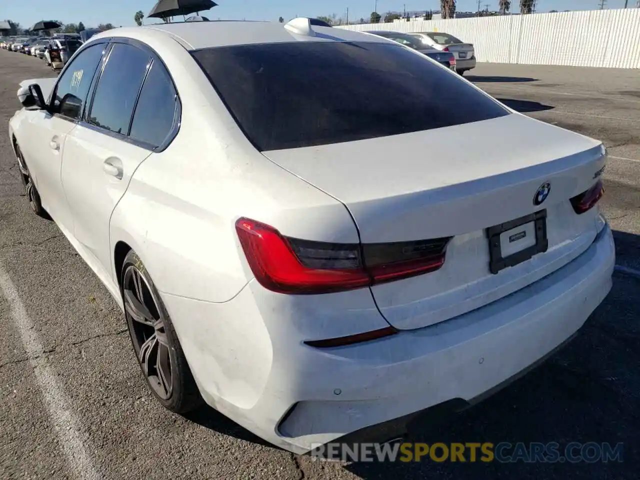 3 Photograph of a damaged car 3MW5R1J00L8B29850 BMW 3 SERIES 2020