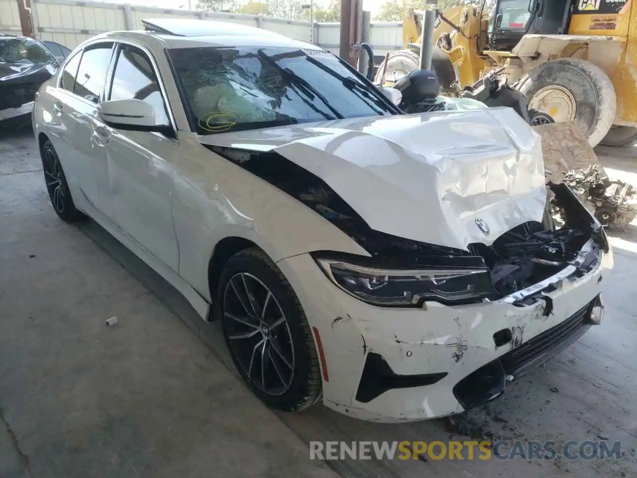 1 Photograph of a damaged car 3MW5R1J00L8B31128 BMW 3 SERIES 2020