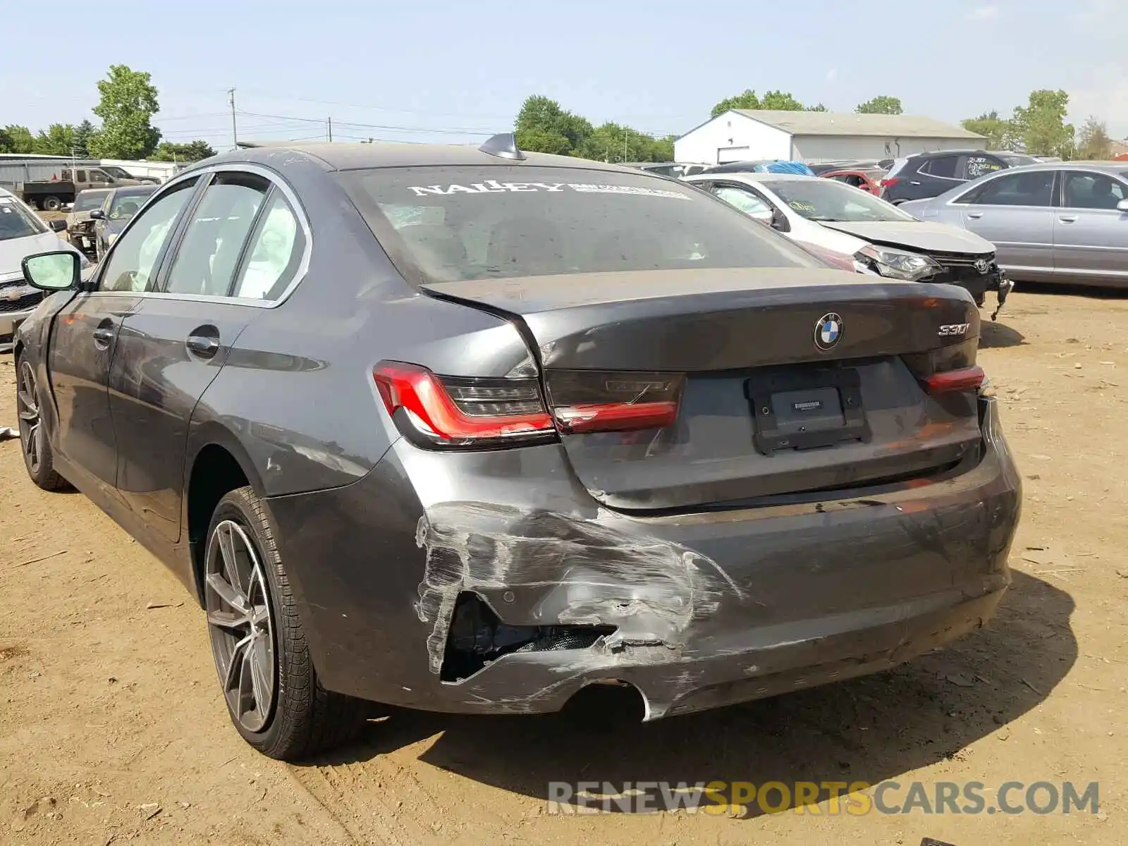 3 Photograph of a damaged car 3MW5R1J00L8B31775 BMW 3 SERIES 2020