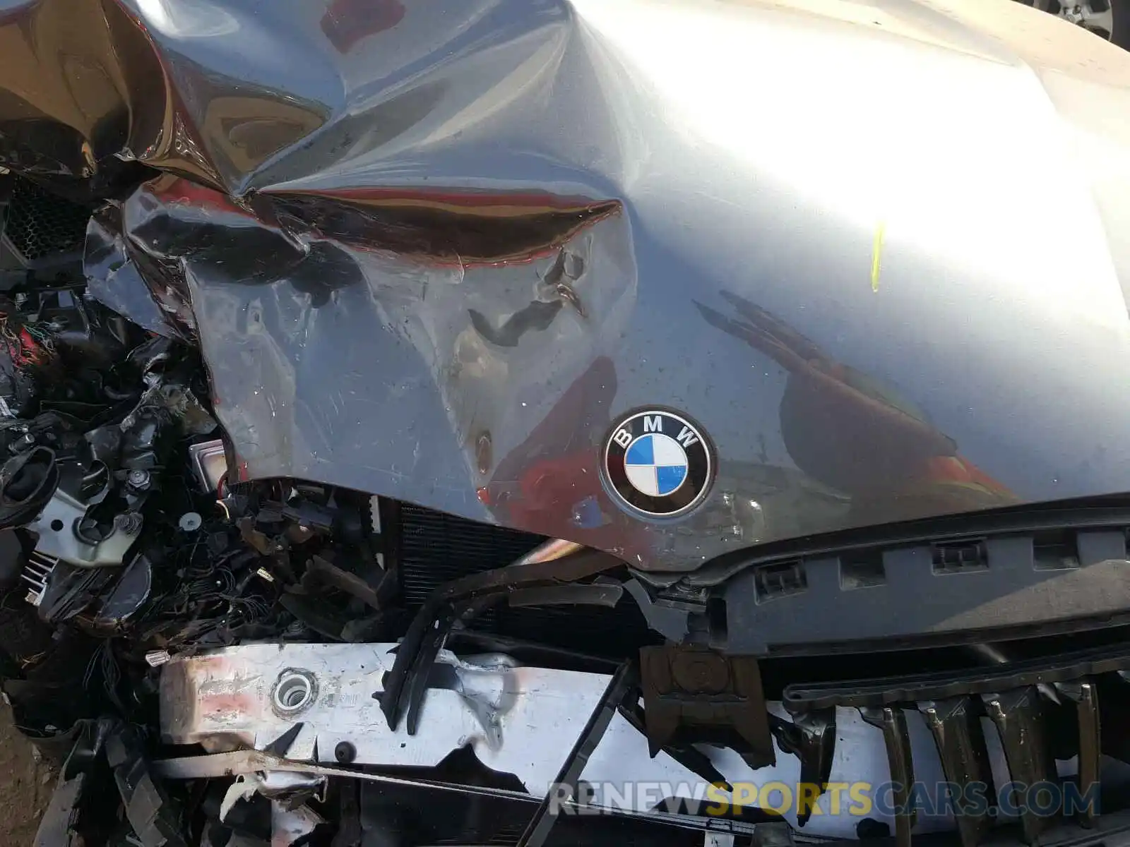 9 Photograph of a damaged car 3MW5R1J00L8B31775 BMW 3 SERIES 2020