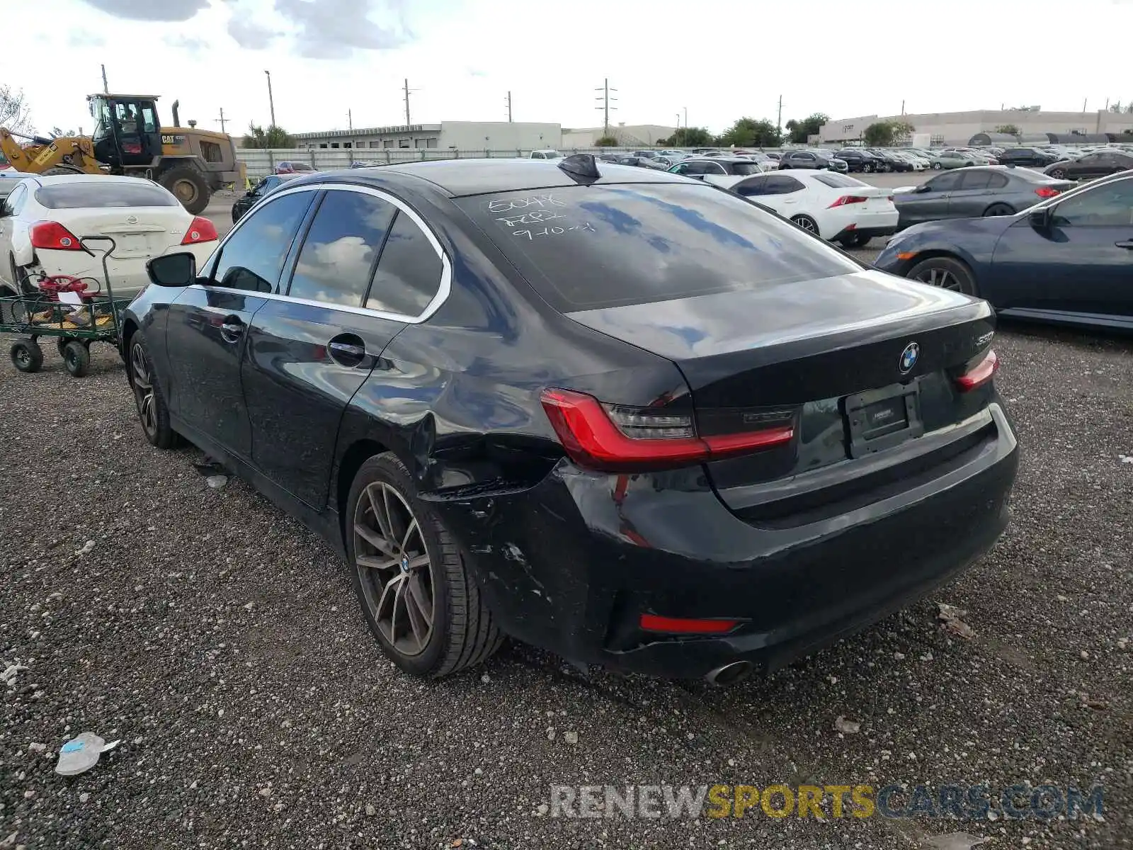 3 Photograph of a damaged car 3MW5R1J00L8B35048 BMW 3 SERIES 2020