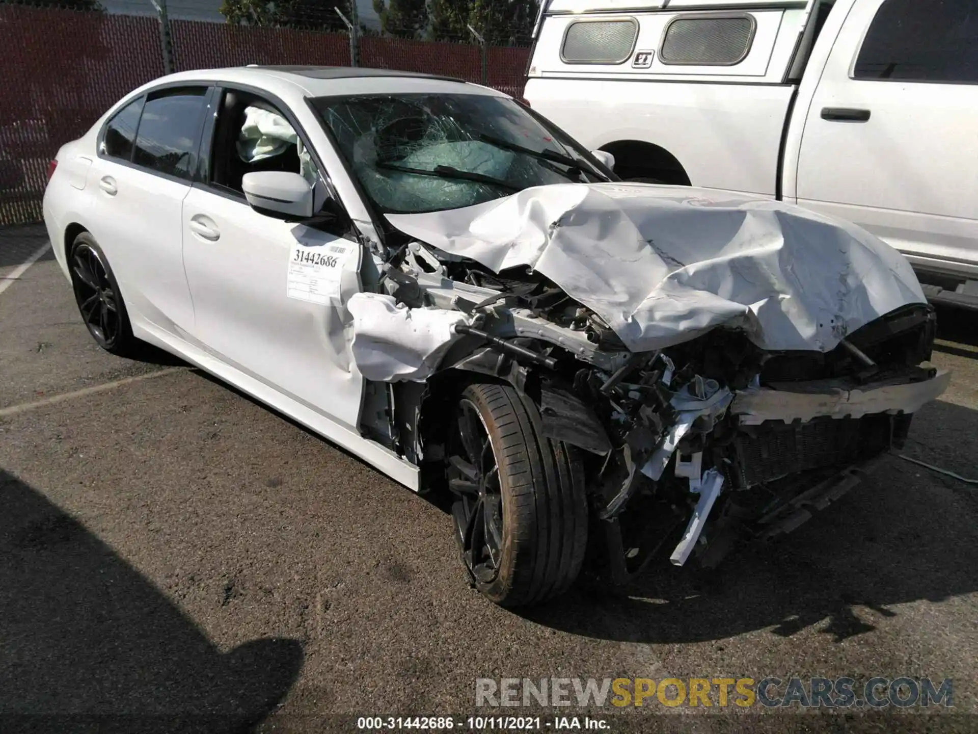 1 Photograph of a damaged car 3MW5R1J00L8B35566 BMW 3 SERIES 2020