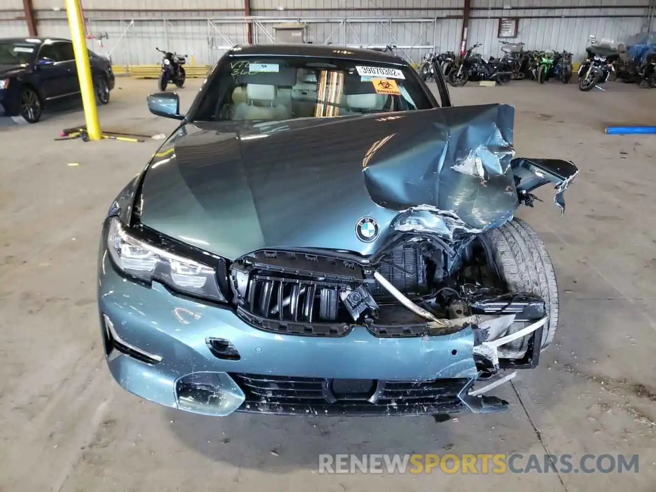 9 Photograph of a damaged car 3MW5R1J00L8B37463 BMW 3 SERIES 2020