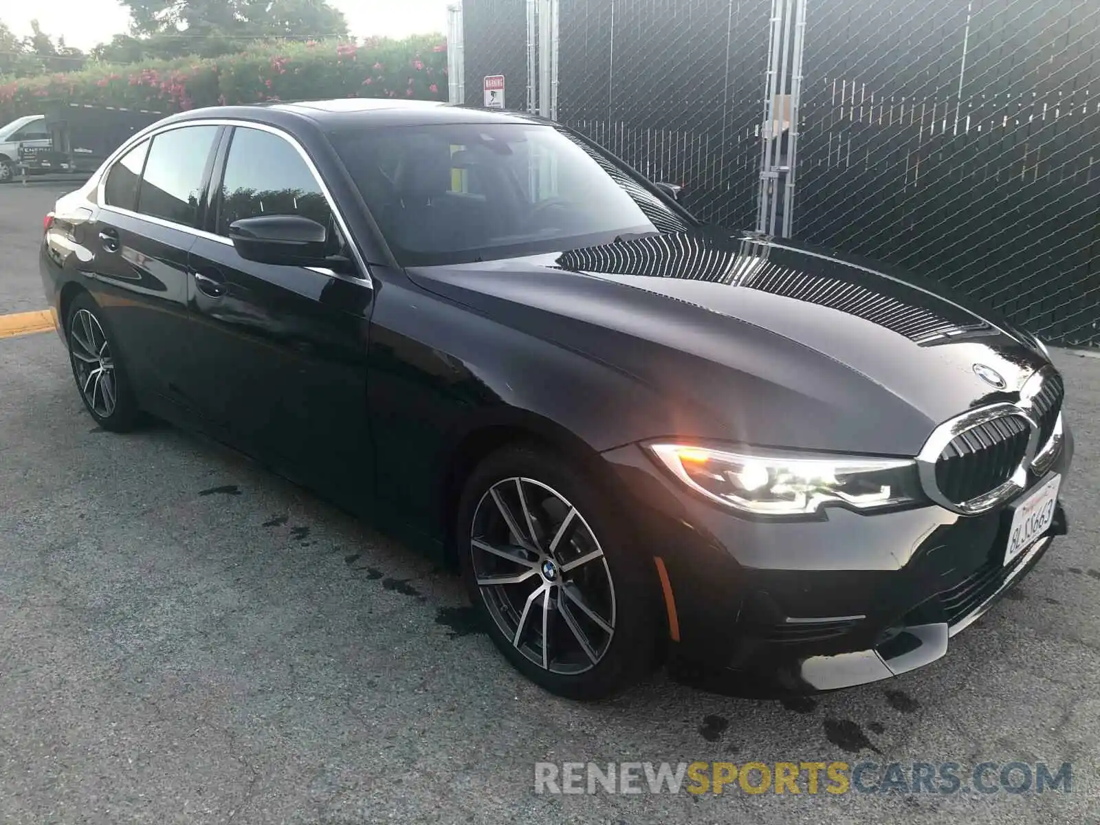 1 Photograph of a damaged car 3MW5R1J01L8B04147 BMW 3 SERIES 2020