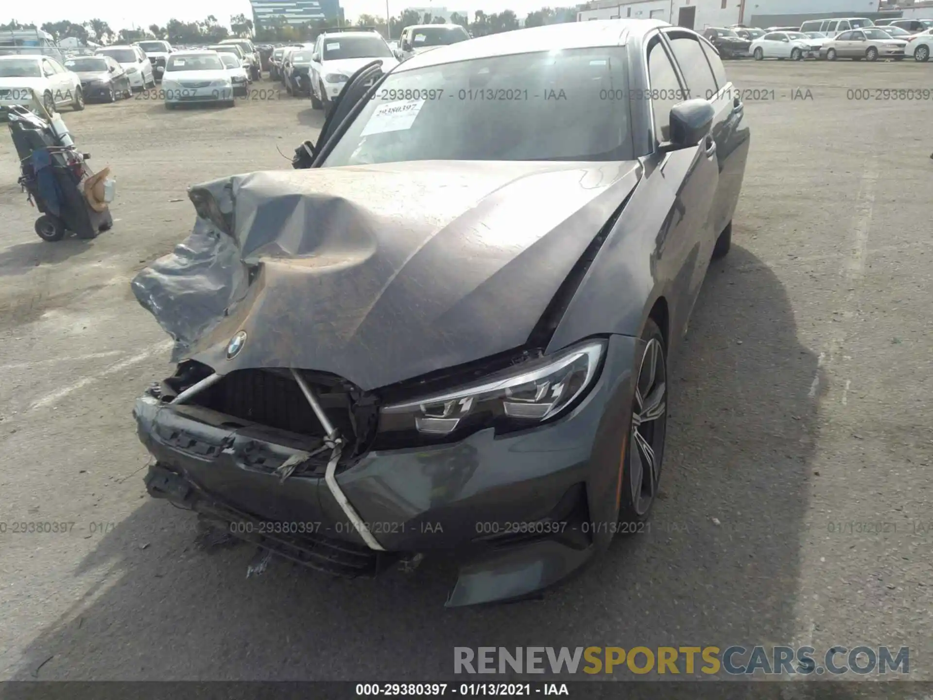 2 Photograph of a damaged car 3MW5R1J01L8B13334 BMW 3 SERIES 2020