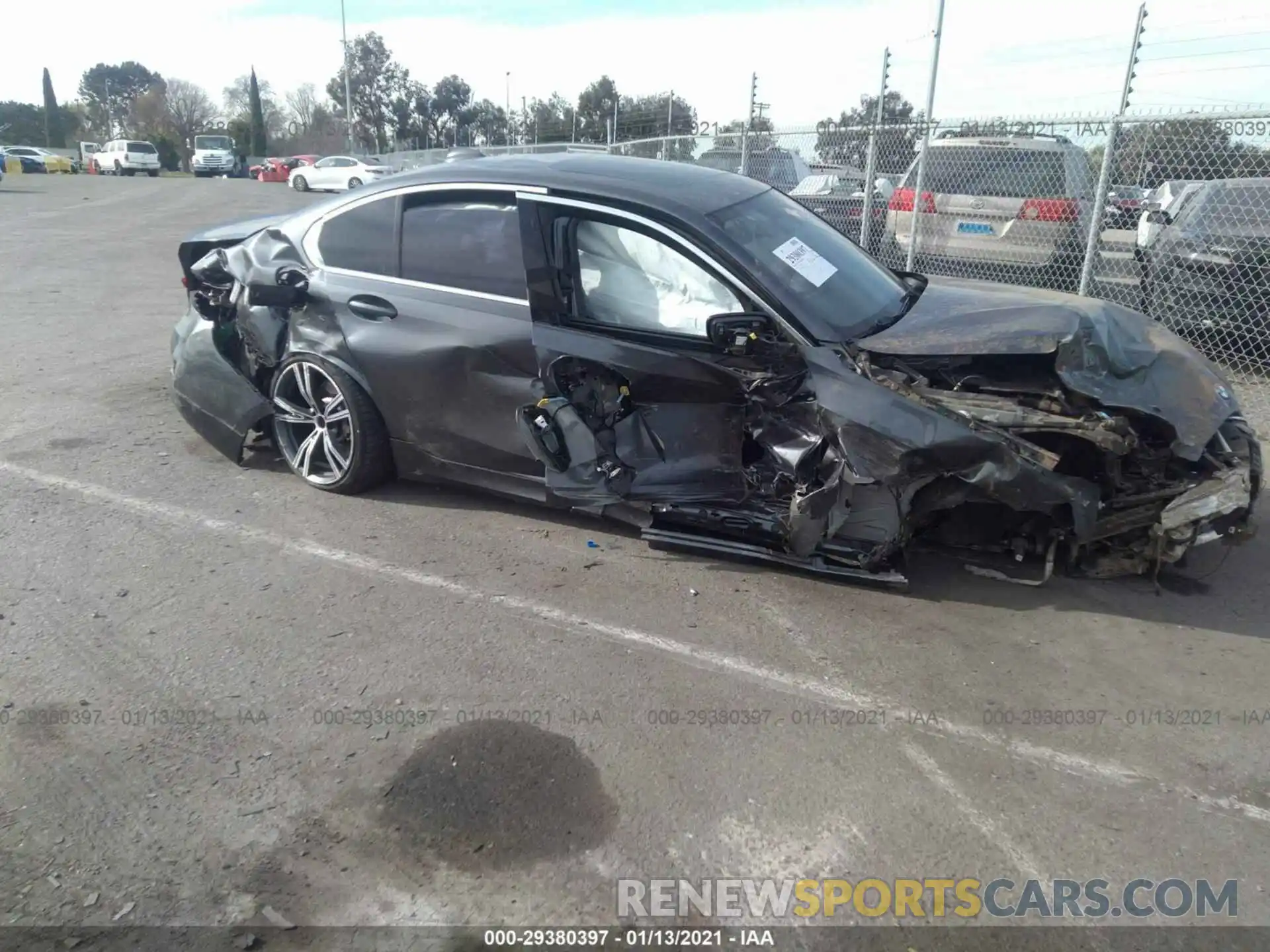 6 Photograph of a damaged car 3MW5R1J01L8B13334 BMW 3 SERIES 2020