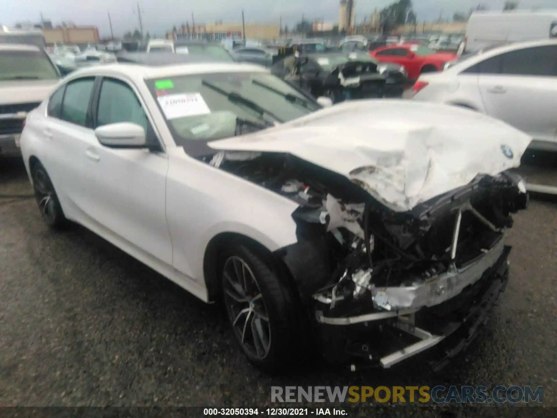 1 Photograph of a damaged car 3MW5R1J01L8B20428 BMW 3 SERIES 2020