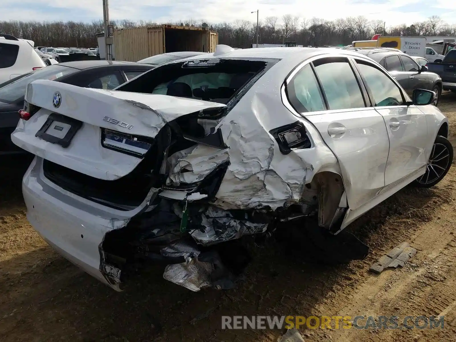 4 Фотография поврежденного автомобиля 3MW5R1J01L8B24592 BMW 3 SERIES 2020